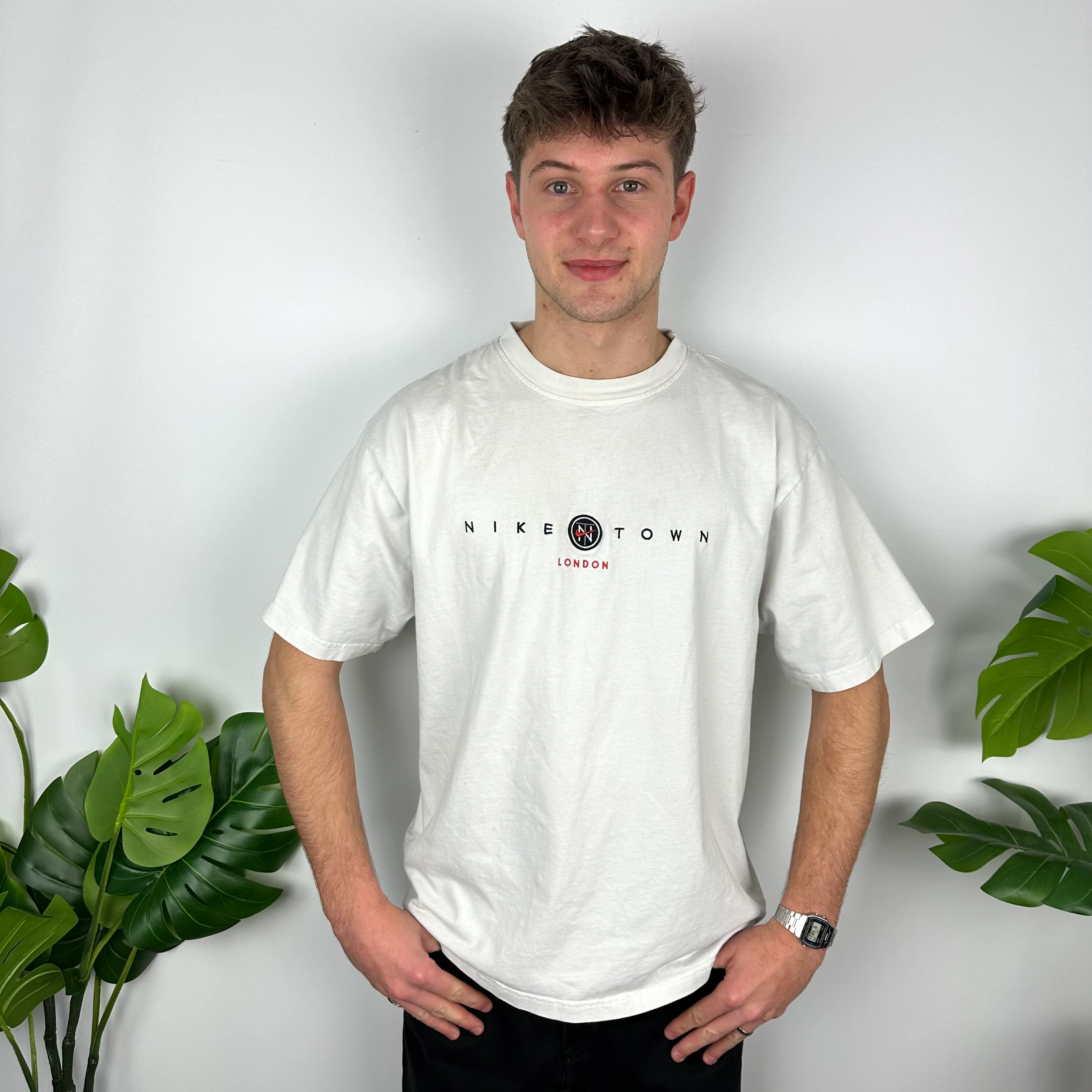 Nike Town London White Embroidered Spell Out T Shirt (L)