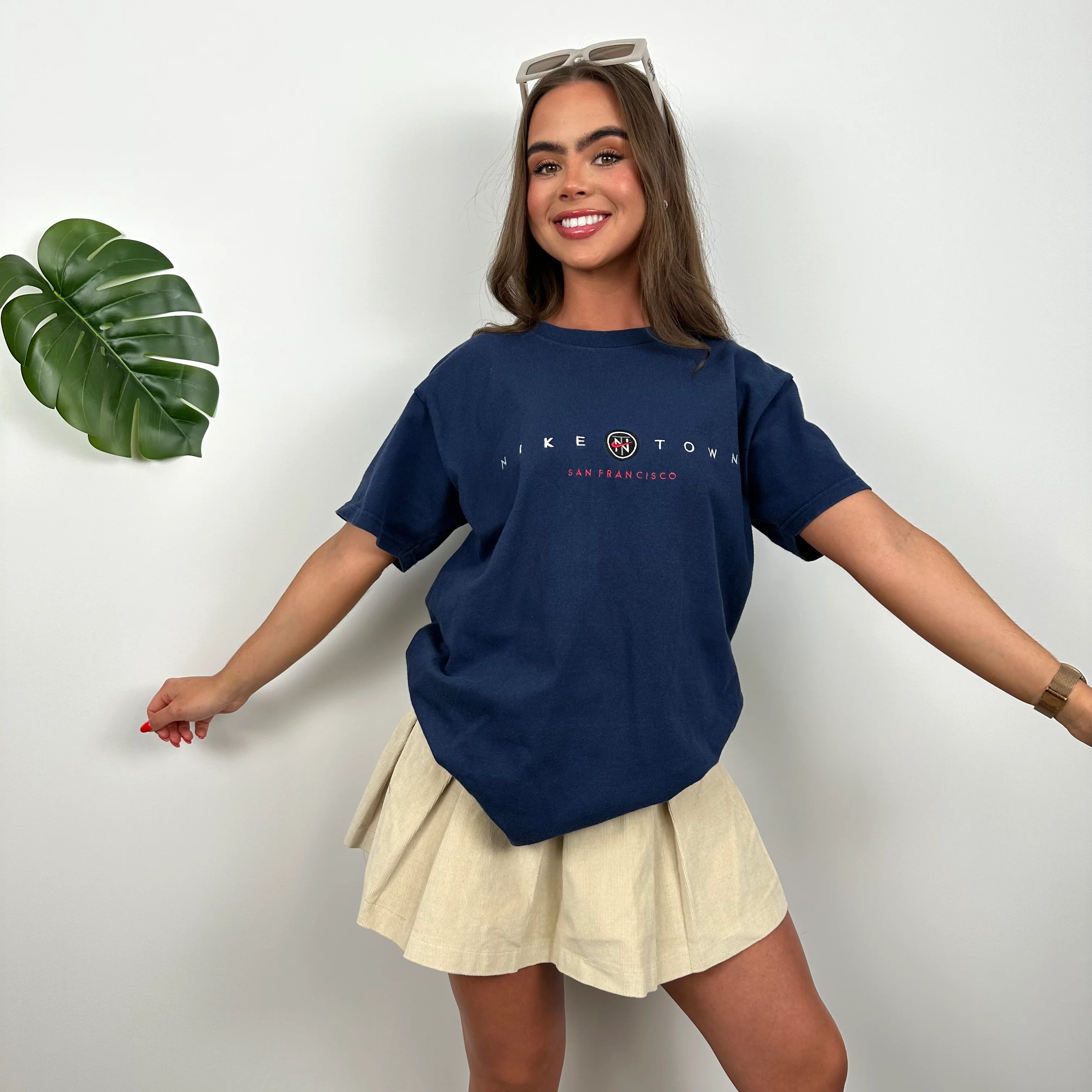 Nike Town San Francisco Navy Embroidered Spell Out T Shirt (S) - Image 4