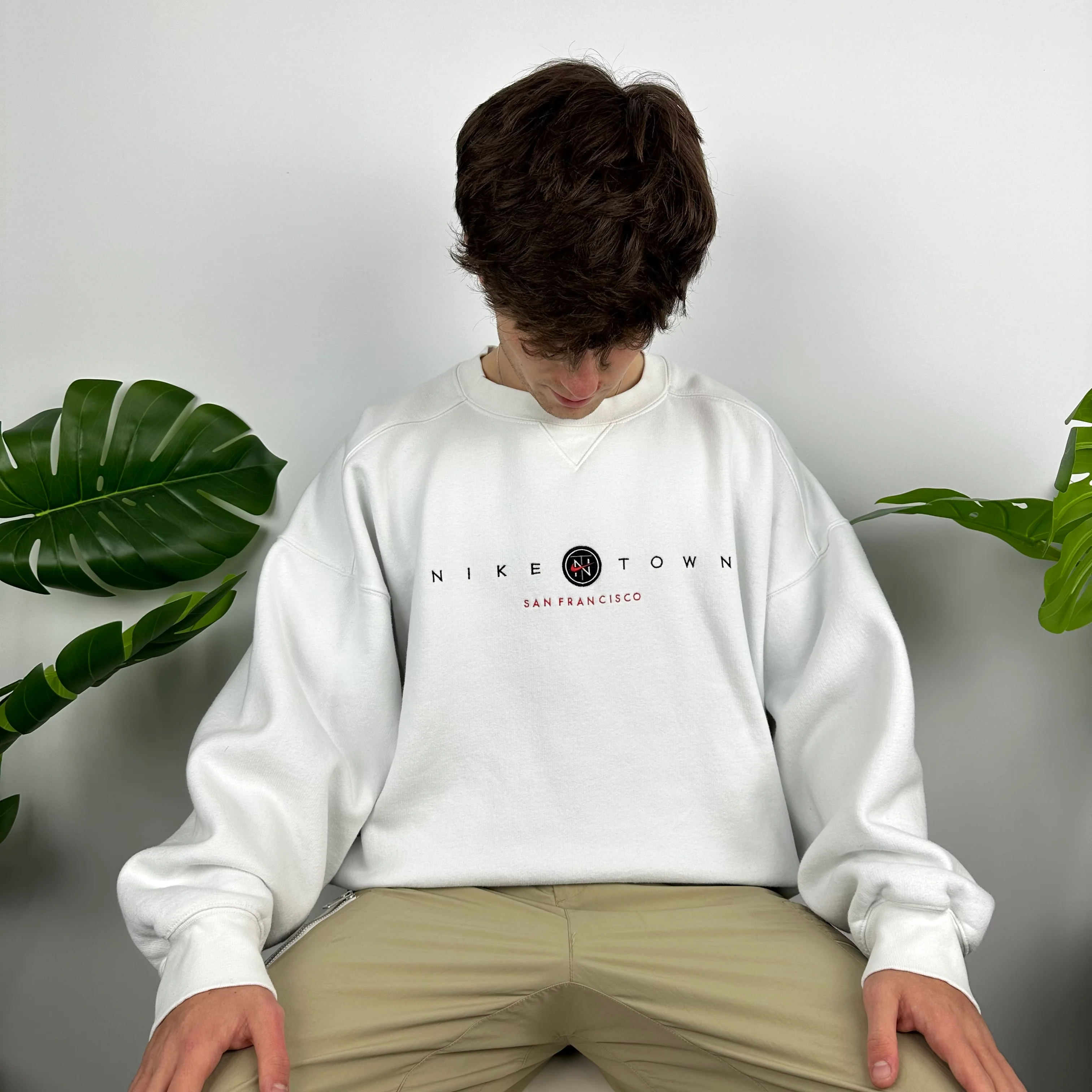 Nike Town San Francisco White Embroidered Spell Out Sweatshirt (XL) - Image 2