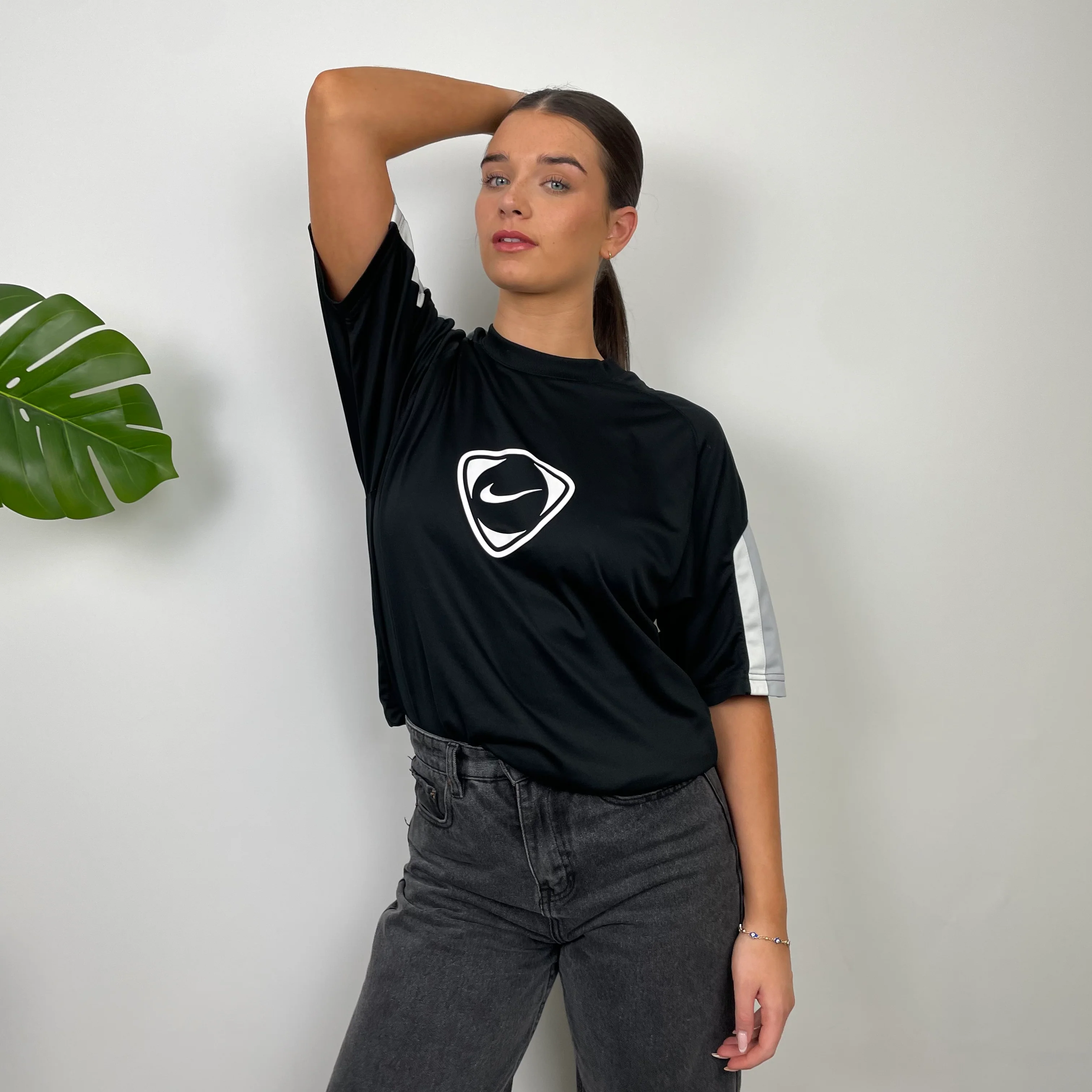 Nike Two Tone Swoosh T Shirt (M) - Image 2