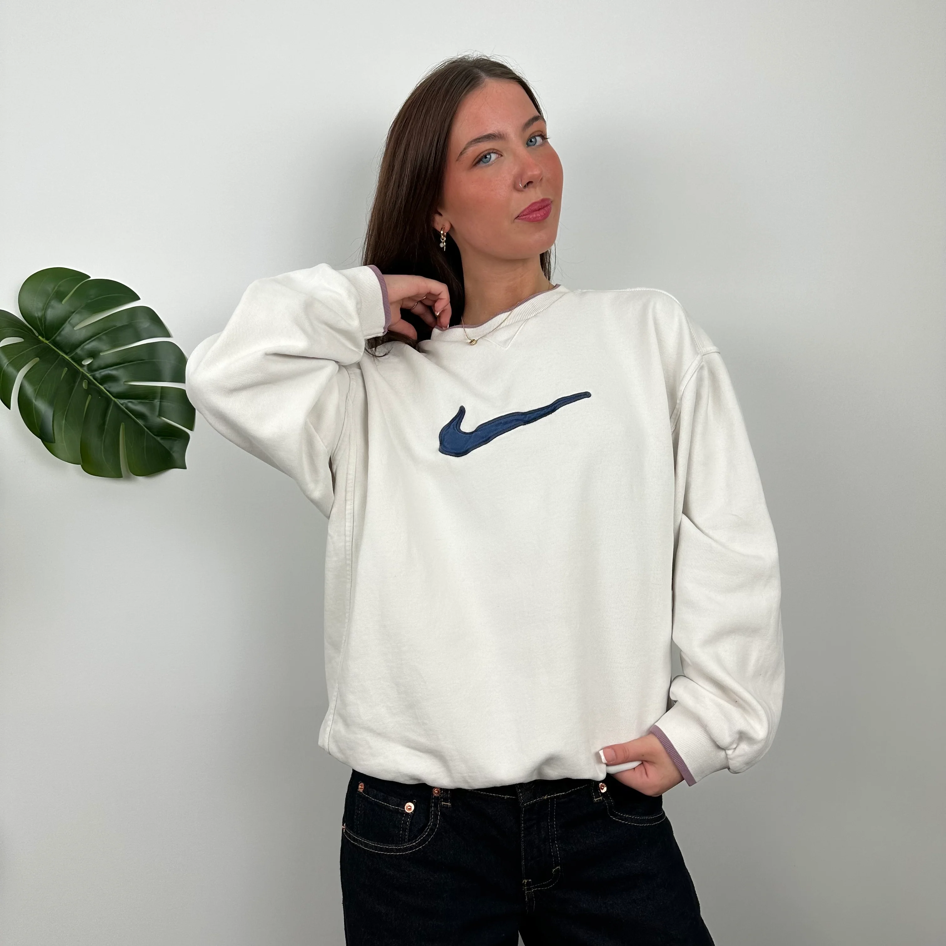 Nike White Embroidered Centre Swoosh Sweatshirt (M) - Image 2