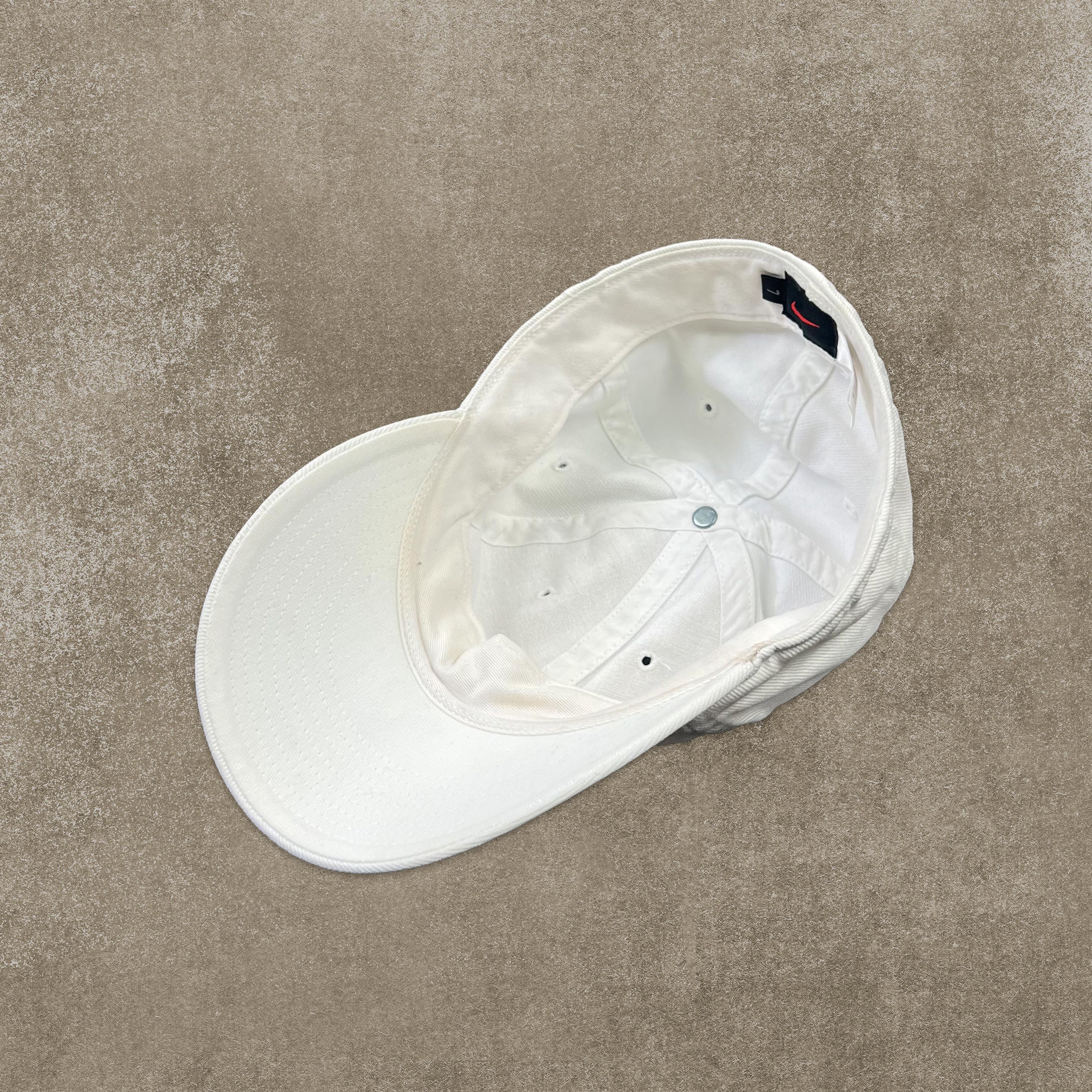 Nike White Embroidered Spell Out Cap - Image 3