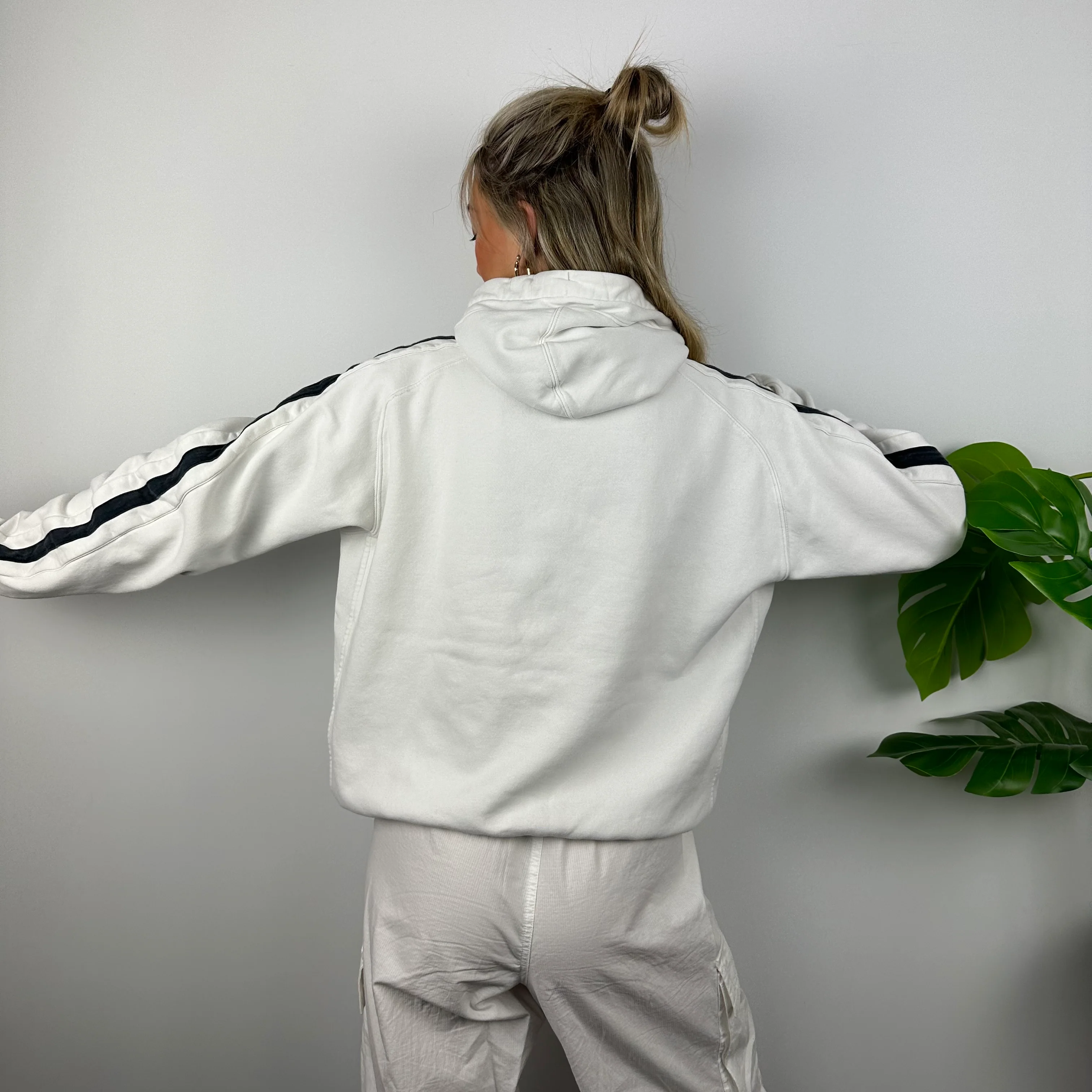 Nike White Embroidered Spell Out Hoodie (M) - Image 4
