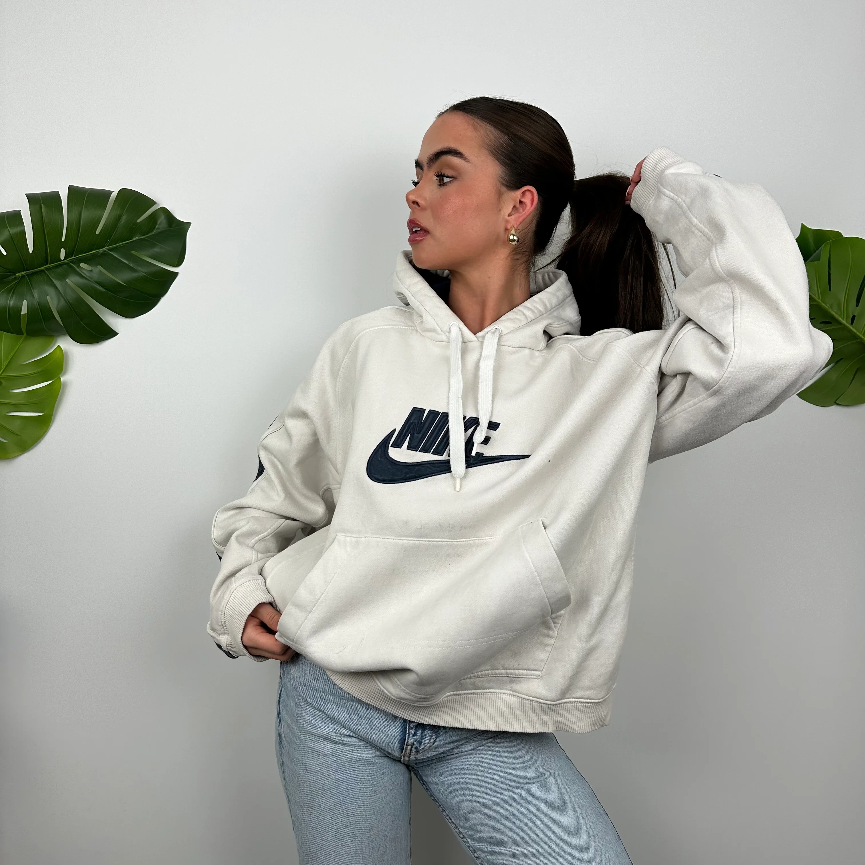 Nike White Embroidered Spell Out Hoodie (L) - Image 3