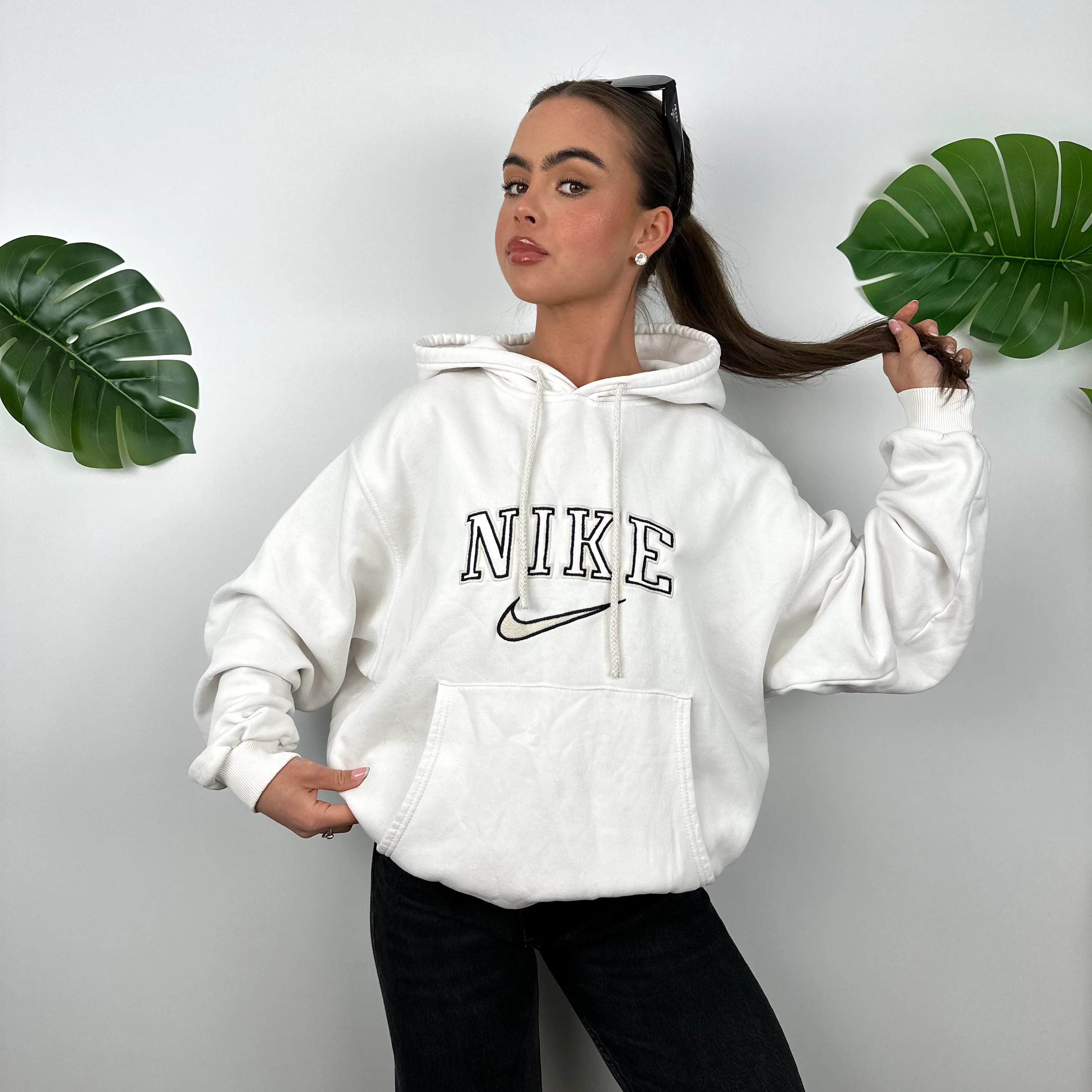 Nike White Embroidered Spell Out Hoodie (M) - Image 3