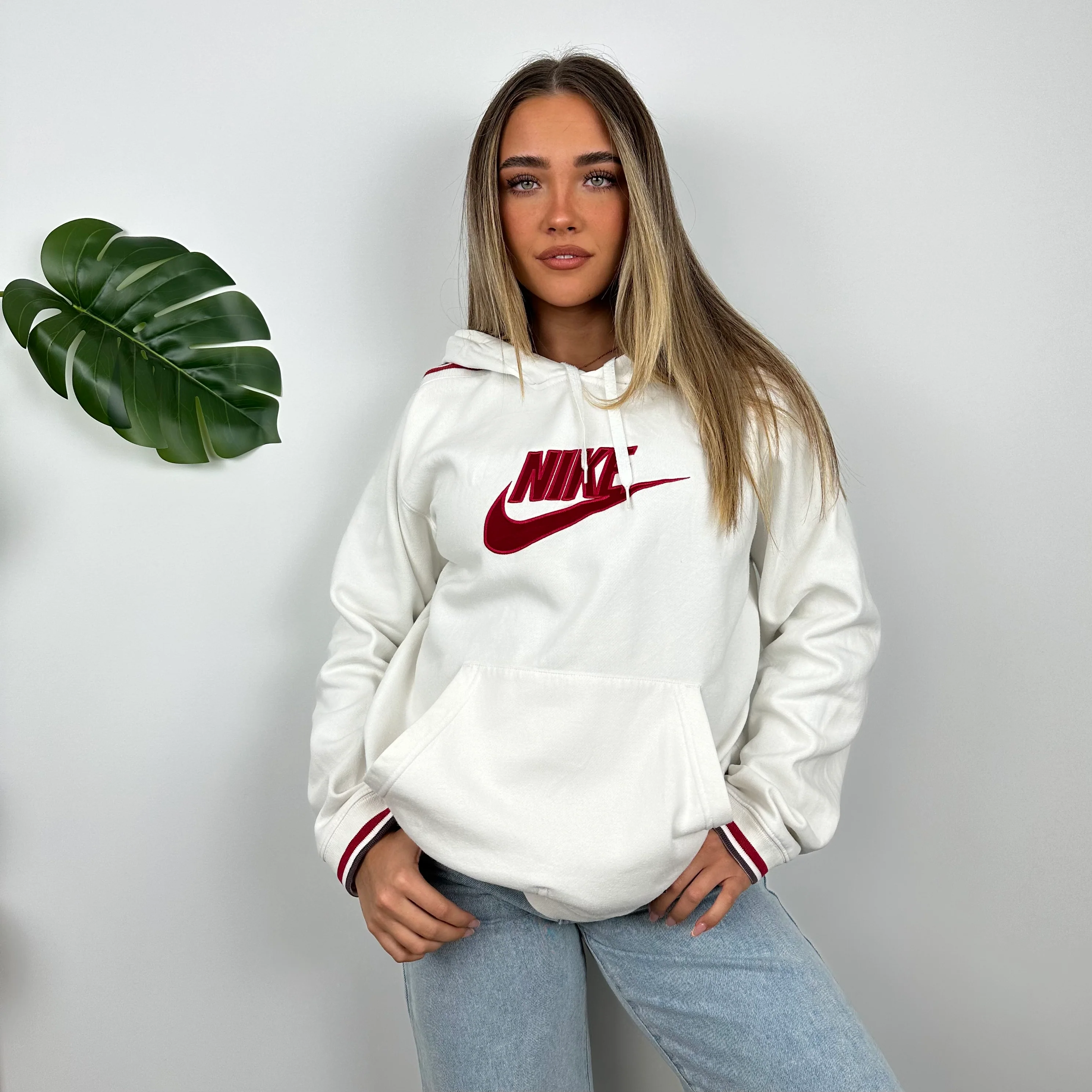 Nike White Embroidered Spell Out Hoodie (M) - Image 4
