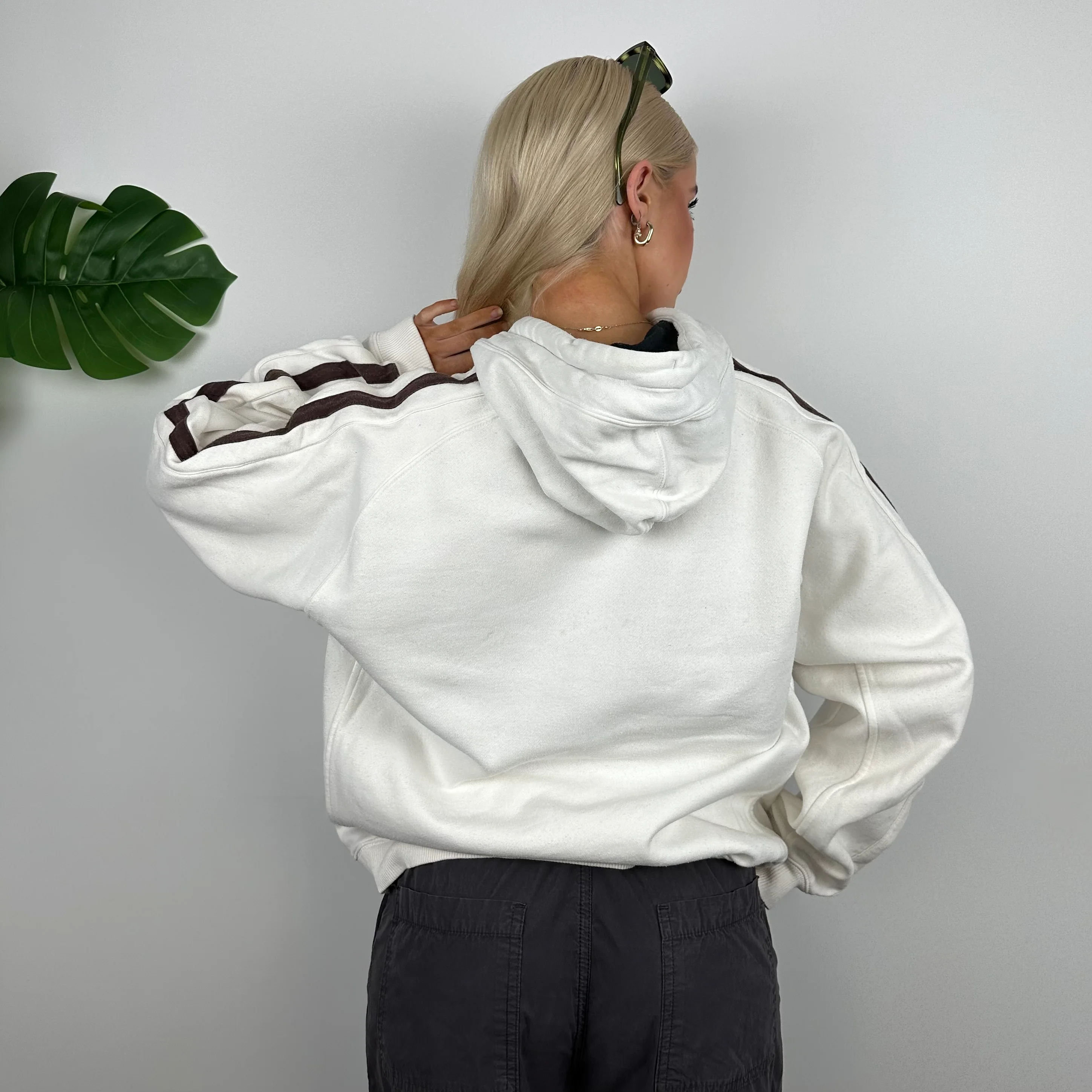 Nike White Embroidered Spell Out Hoodie (M) - Image 6