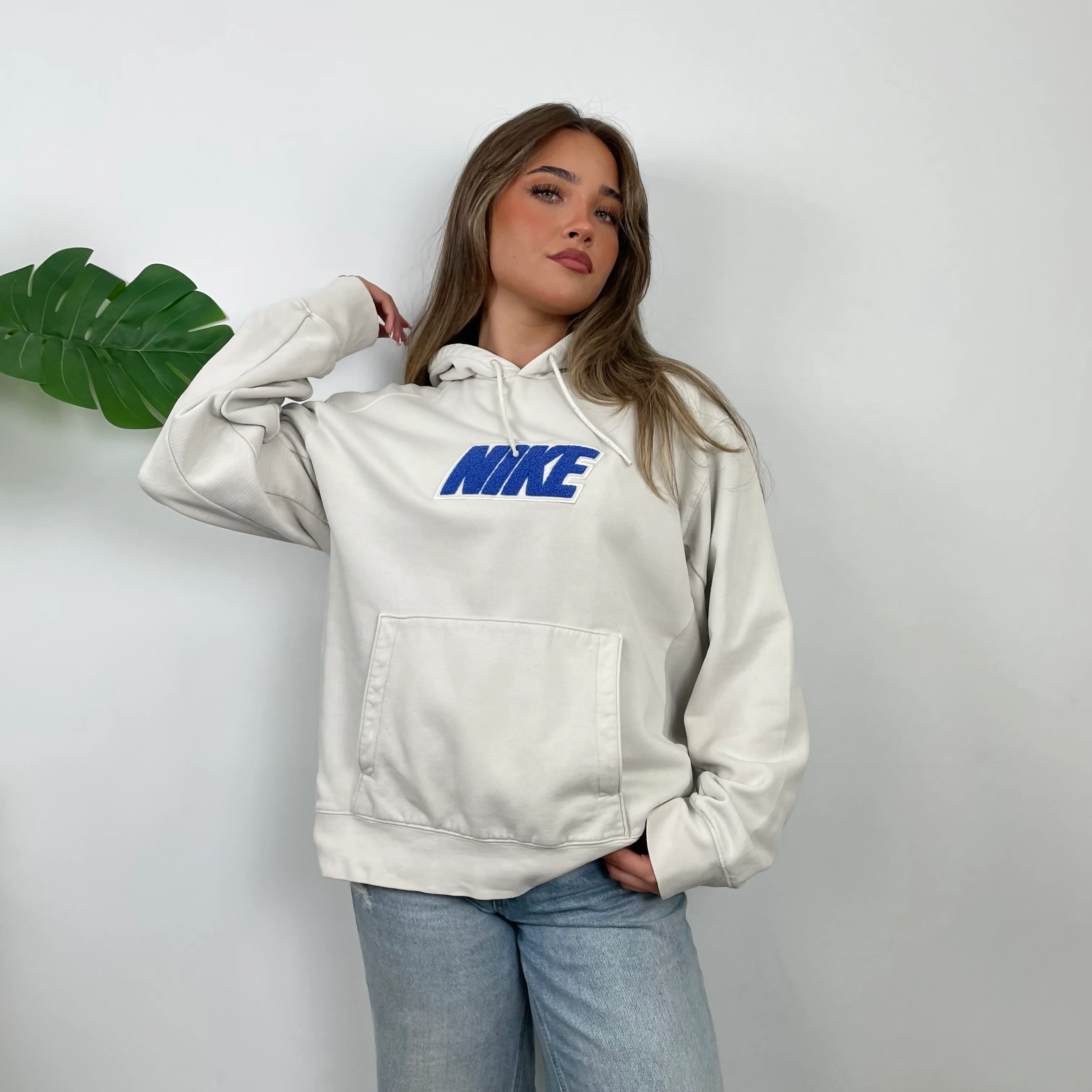 Nike White Embroidered Spell Out Hoodie (M) - Image 7