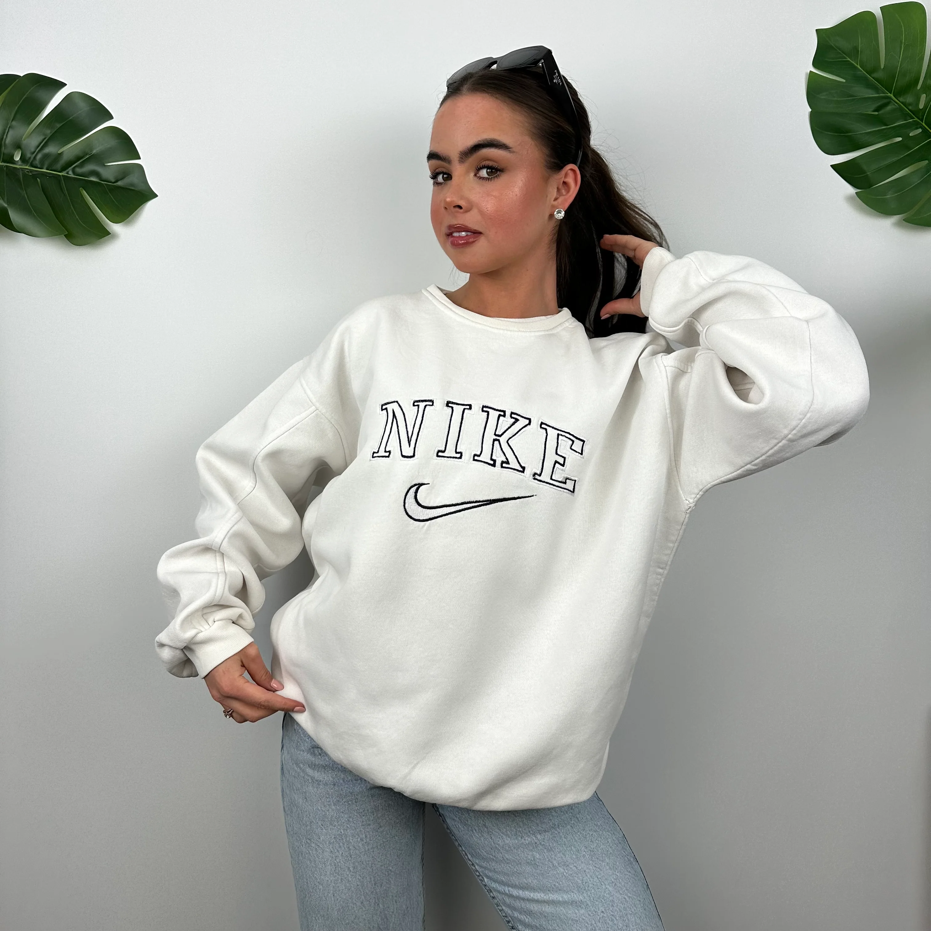 Nike White Embroidered Spell Out Sweatshirt (L) - Image 4