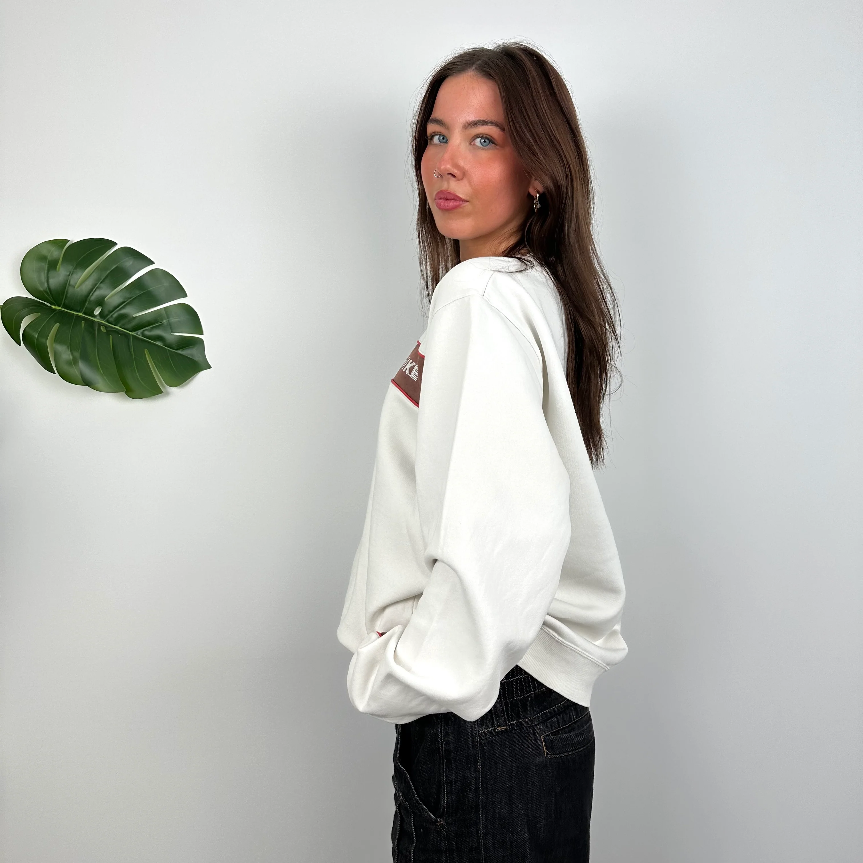Nike White Embroidered Spell Out Sweatshirt (M) - Image 3