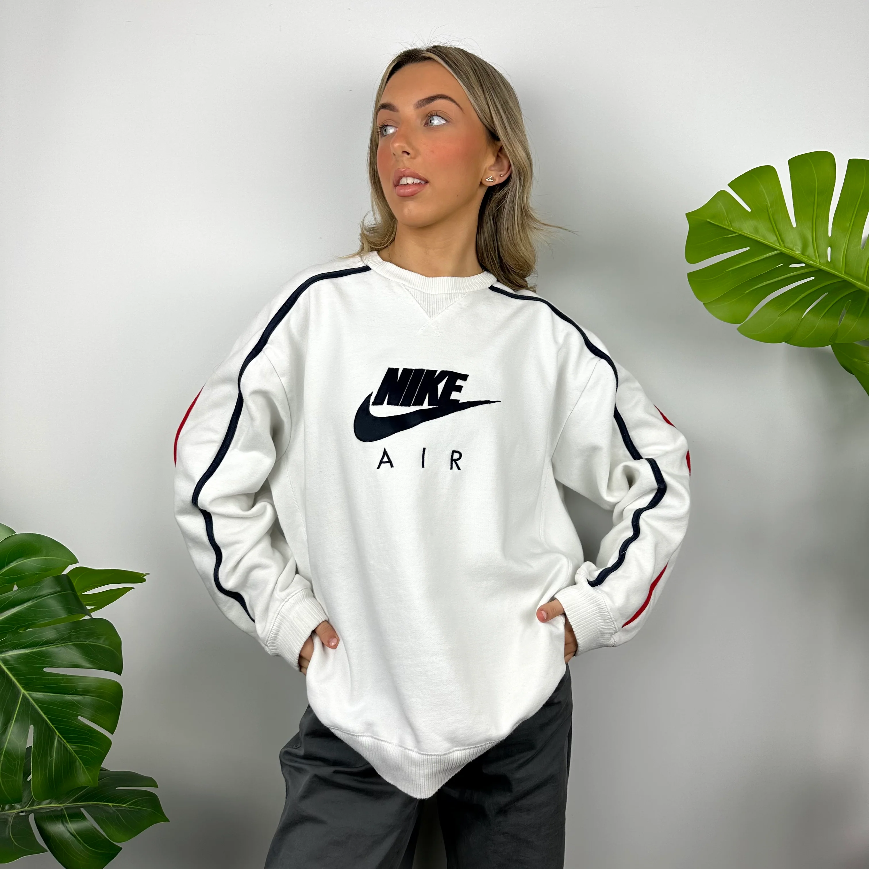 Nike White Embroidered Spell Out Sweatshirt (XL) - Image 2