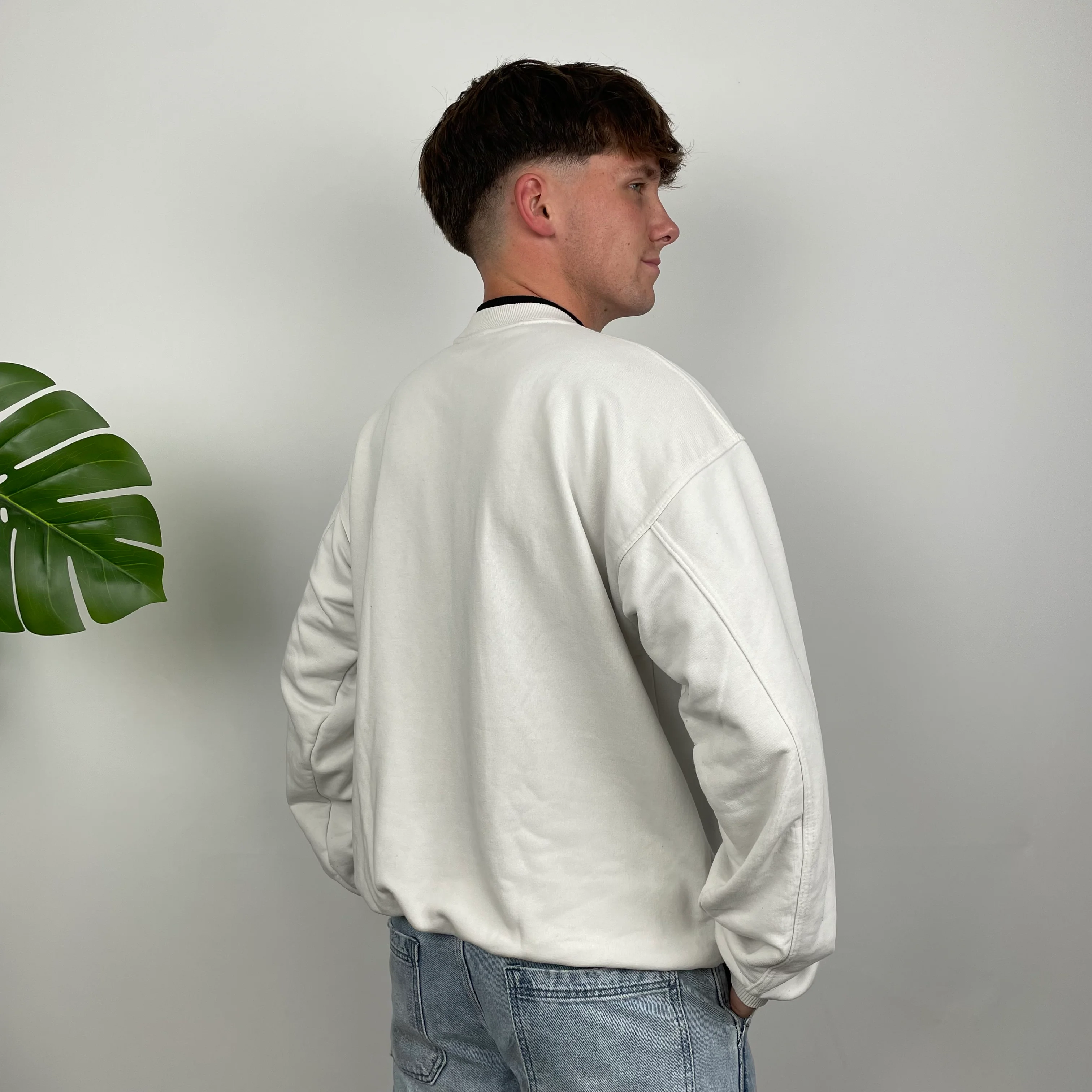 Nike White Embroidered Spell Out Sweatshirt (M) - Image 5
