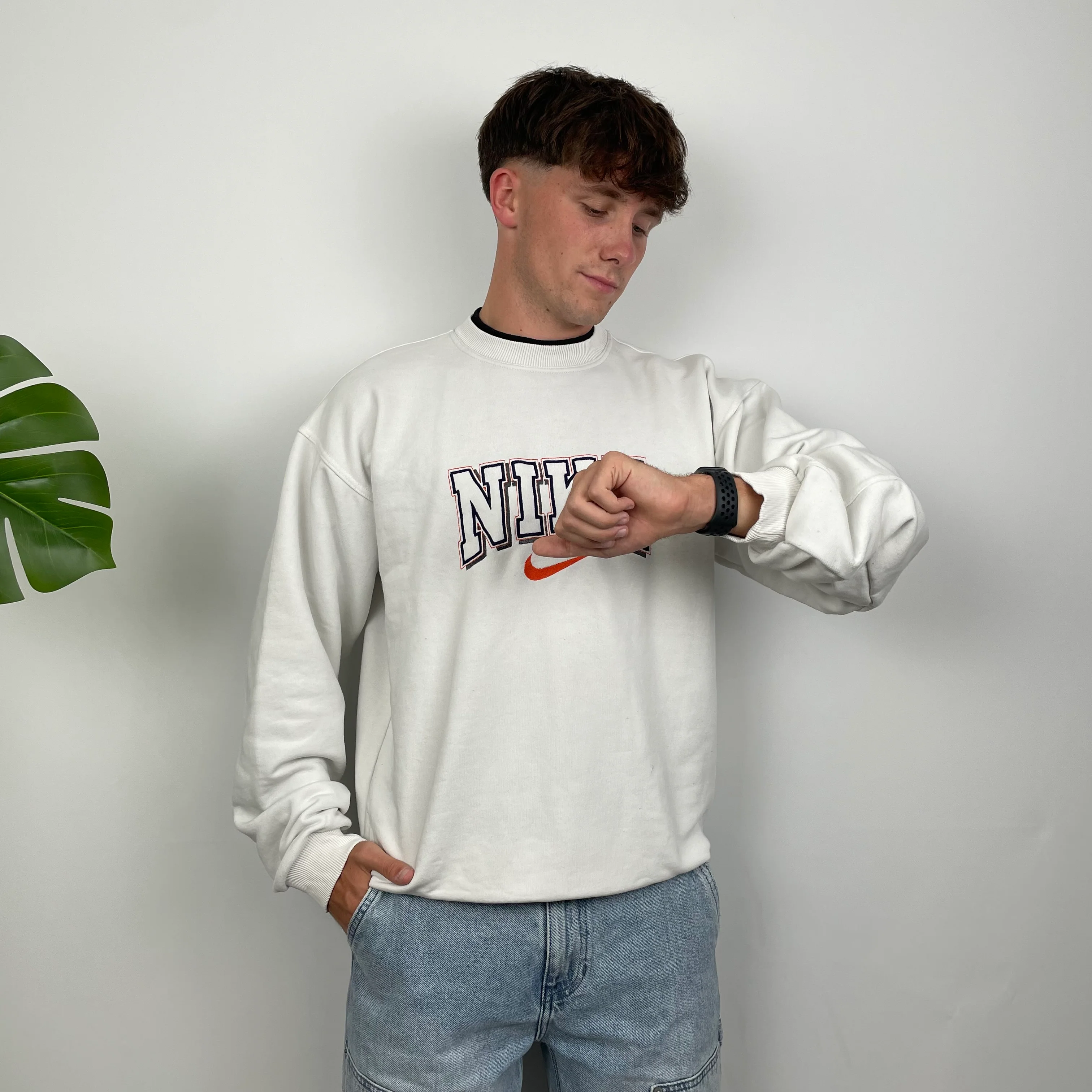 Nike White Embroidered Spell Out Sweatshirt (M) - Image 6