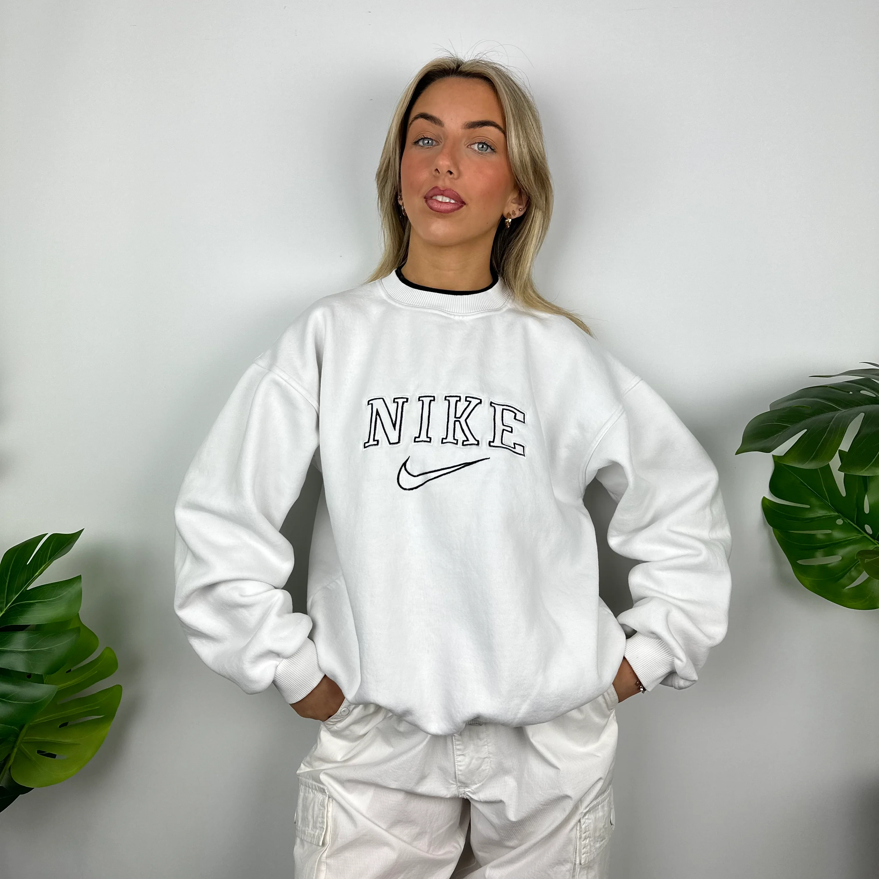 Nike White Embroidered Spell Out Sweatshirt (M)