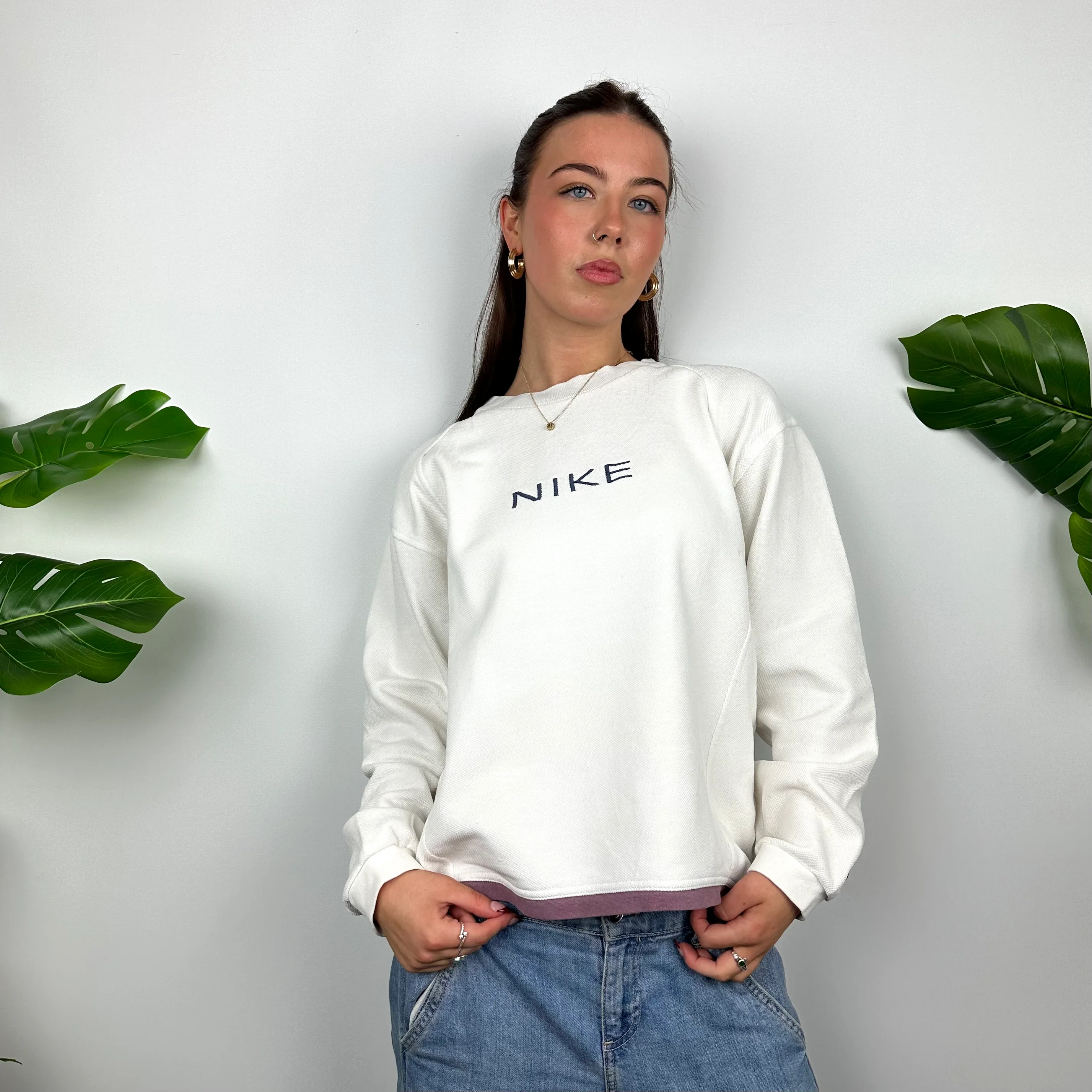 Nike White Embroidered Spell Out Sweatshirt (S) - Image 7