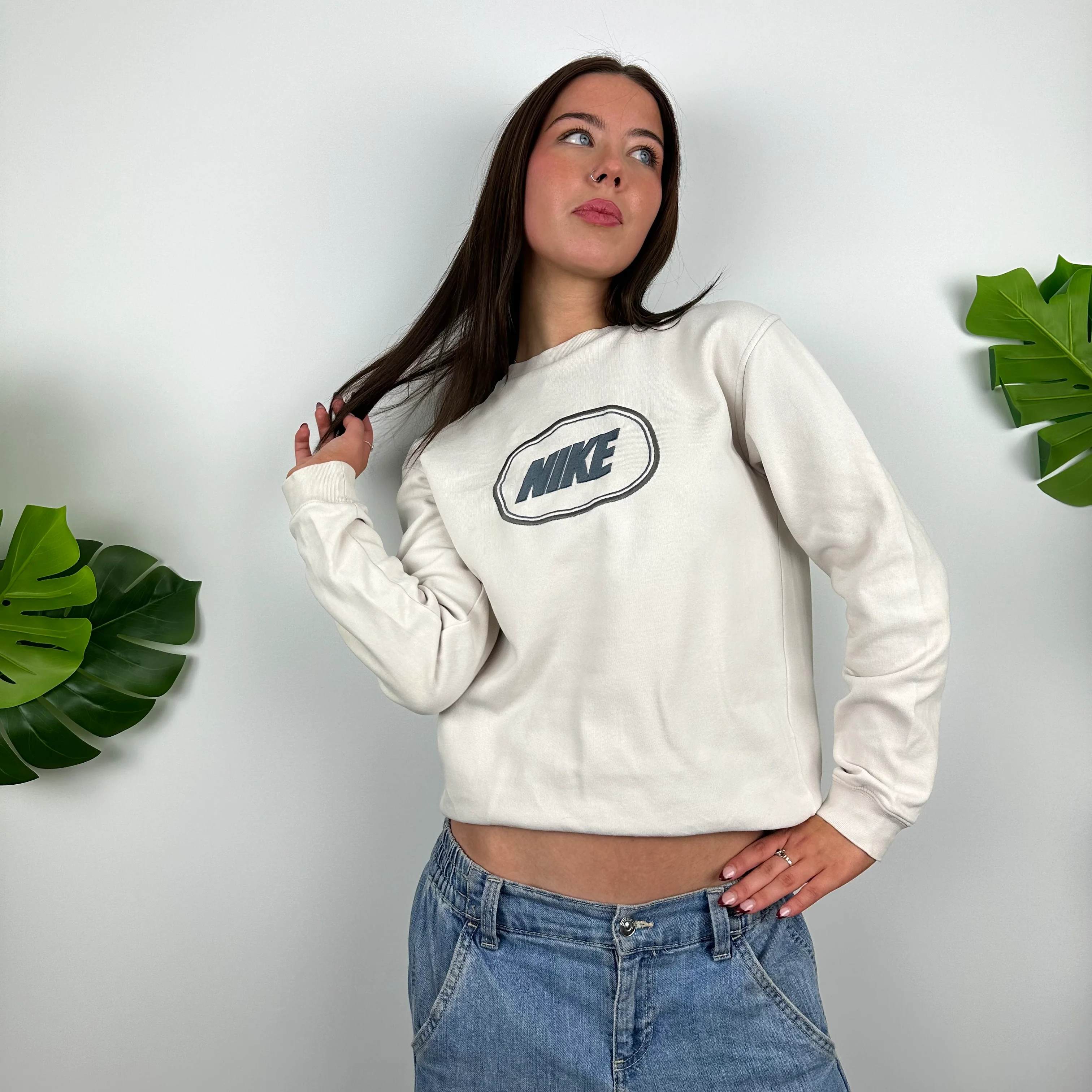 Nike White Embroidered Spell Out Sweatshirt (S) - Image 2