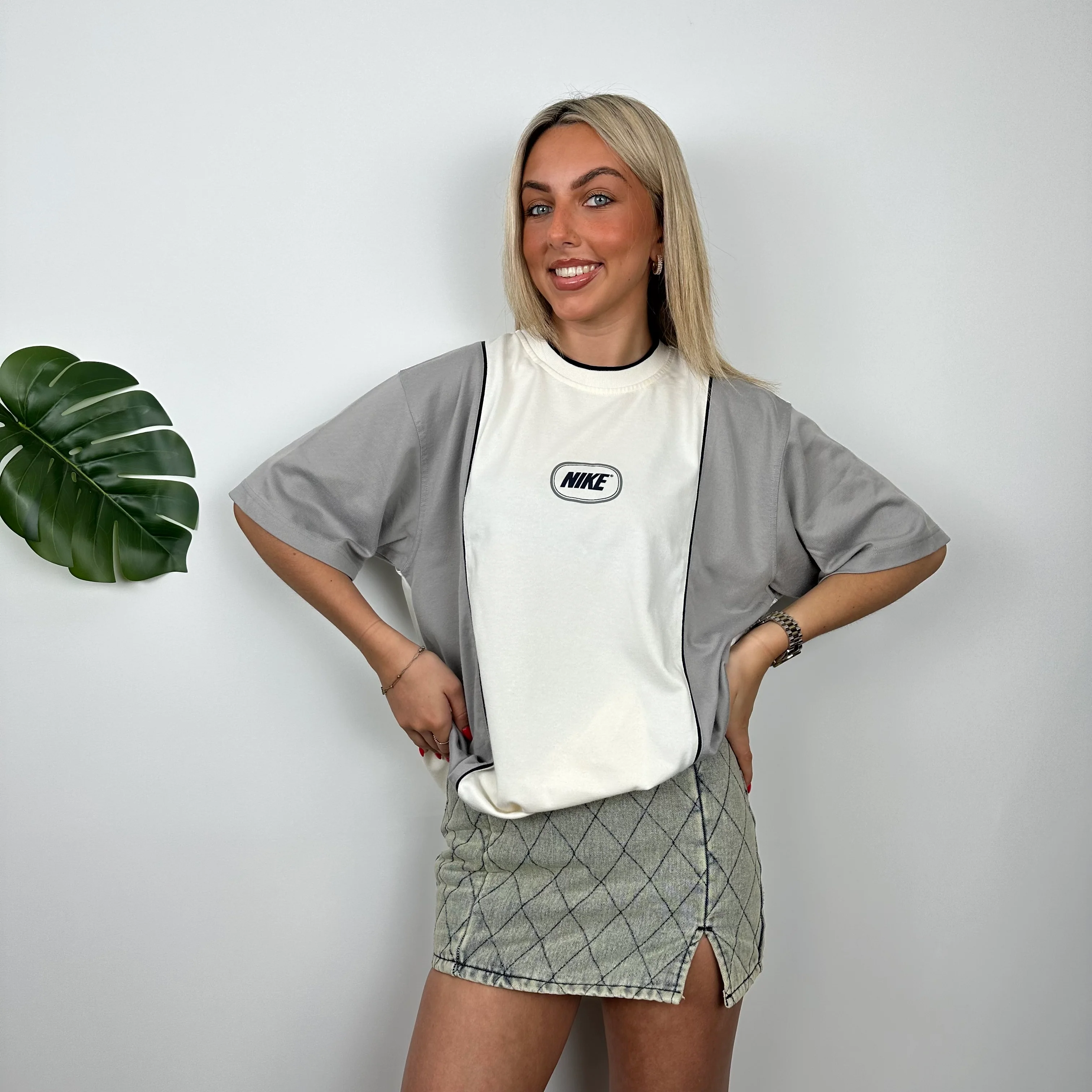 Nike White Embroidered Spell Out T Shirt (L) - Image 3