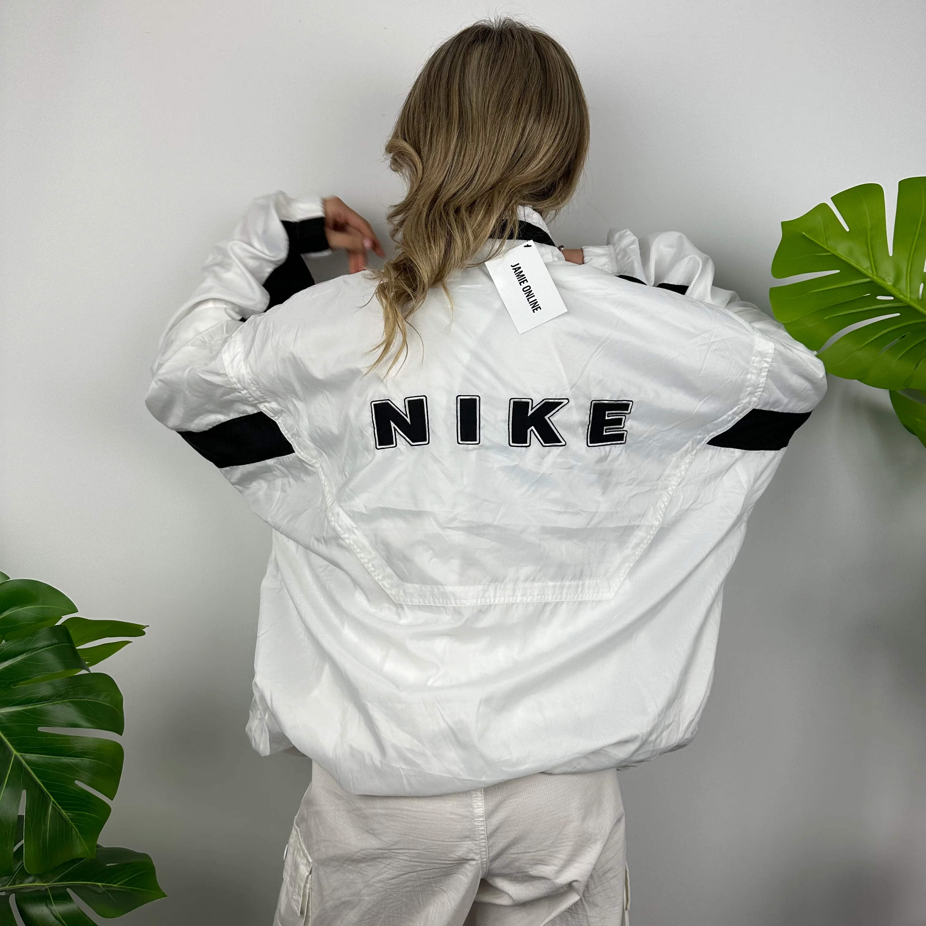 Nike White Embroidered Spell Out Windbreaker Jacket (XXL) - Image 5