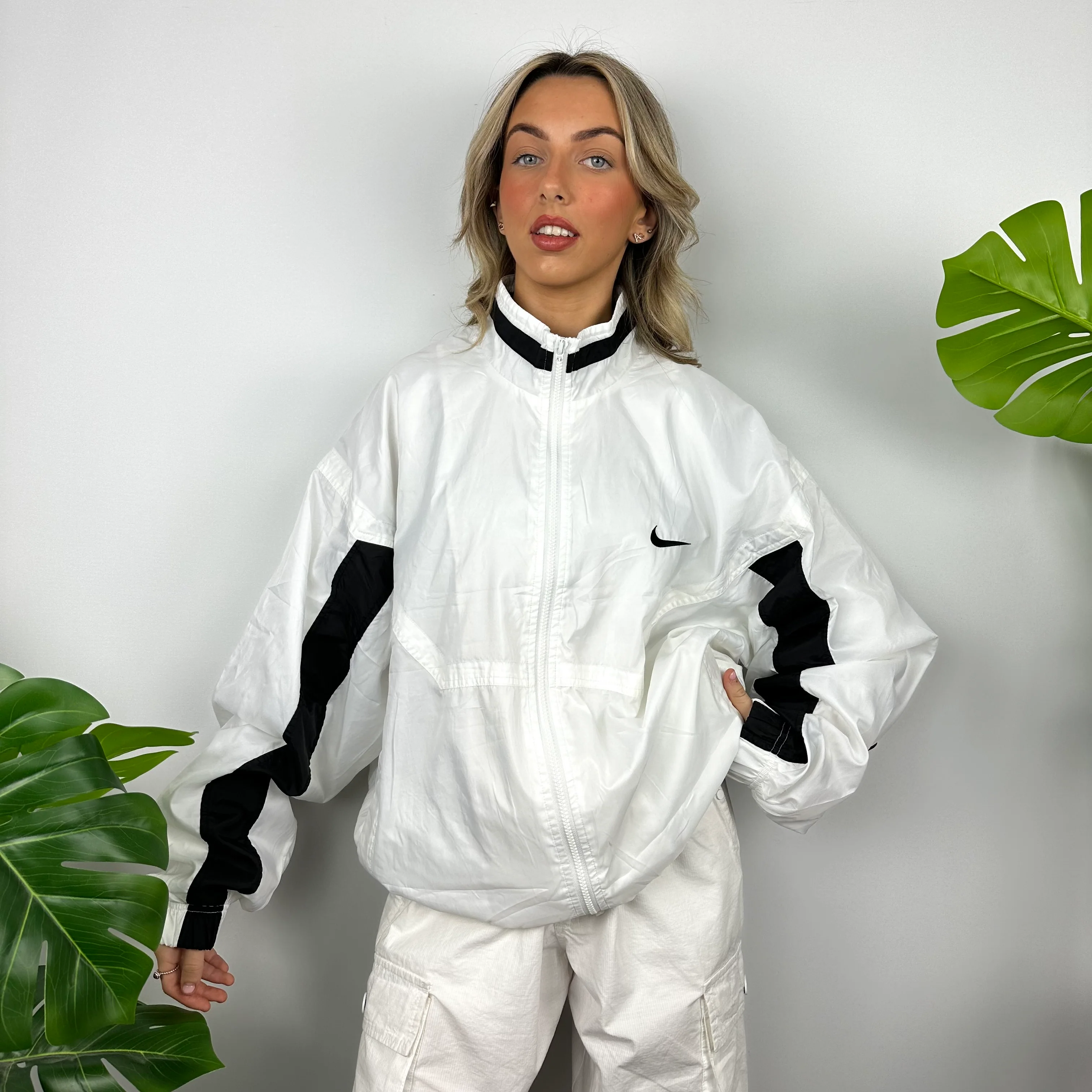 Nike White Embroidered Spell Out Windbreaker Jacket (XXL) - Image 7