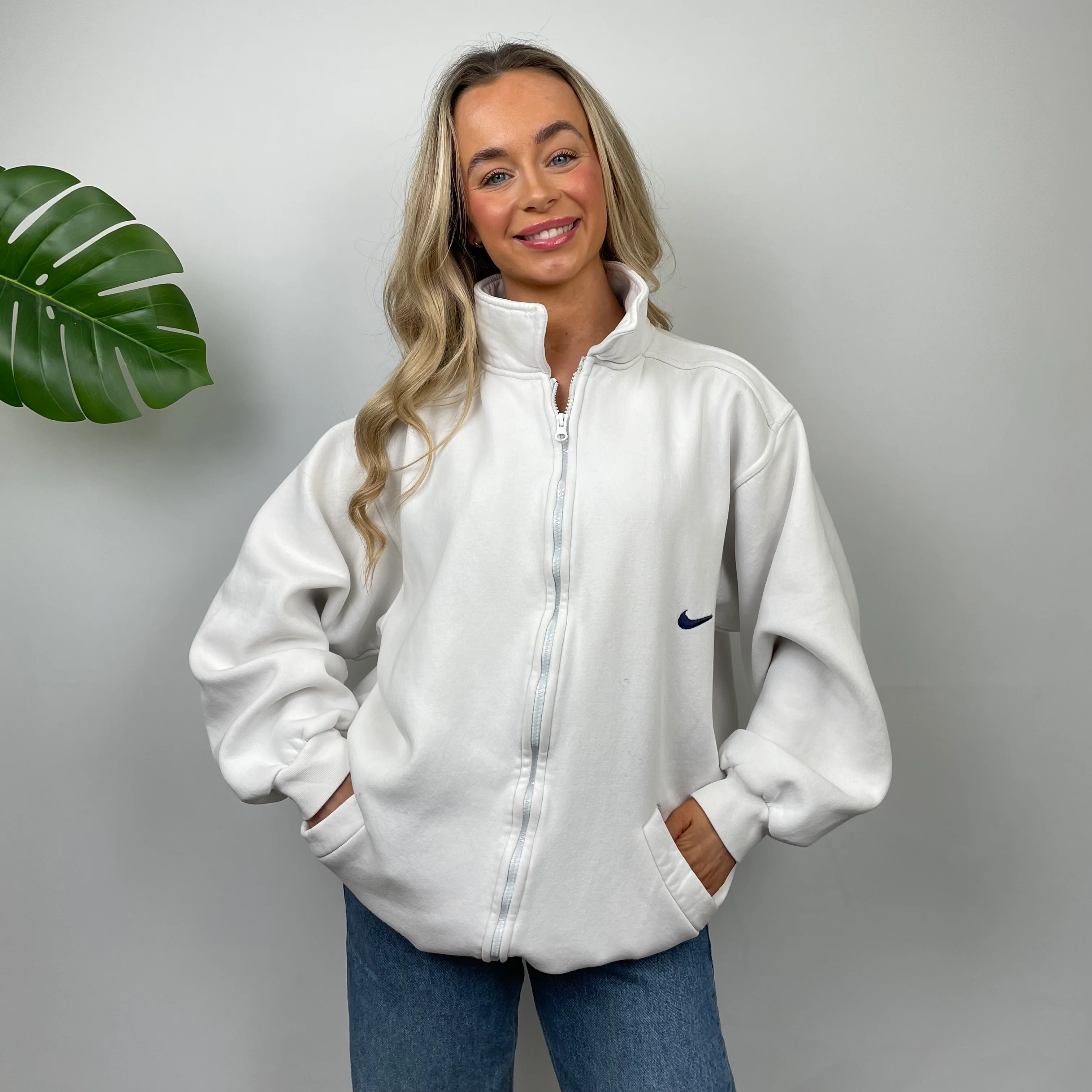 Nike White Embroidered Spell Out Zip Up Jacket (L) - Image 5