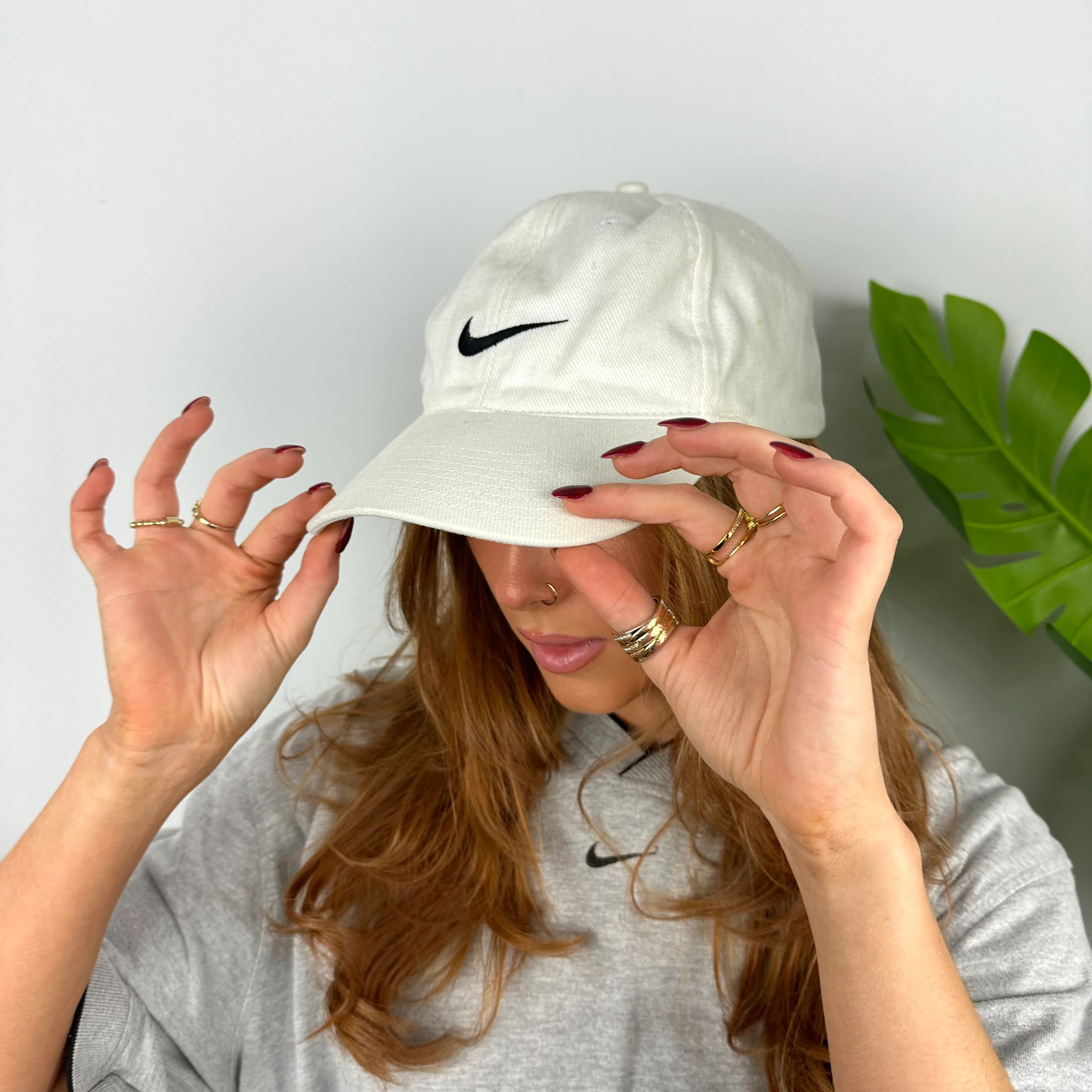 Nike White Embroidered Swoosh Cap - Image 2