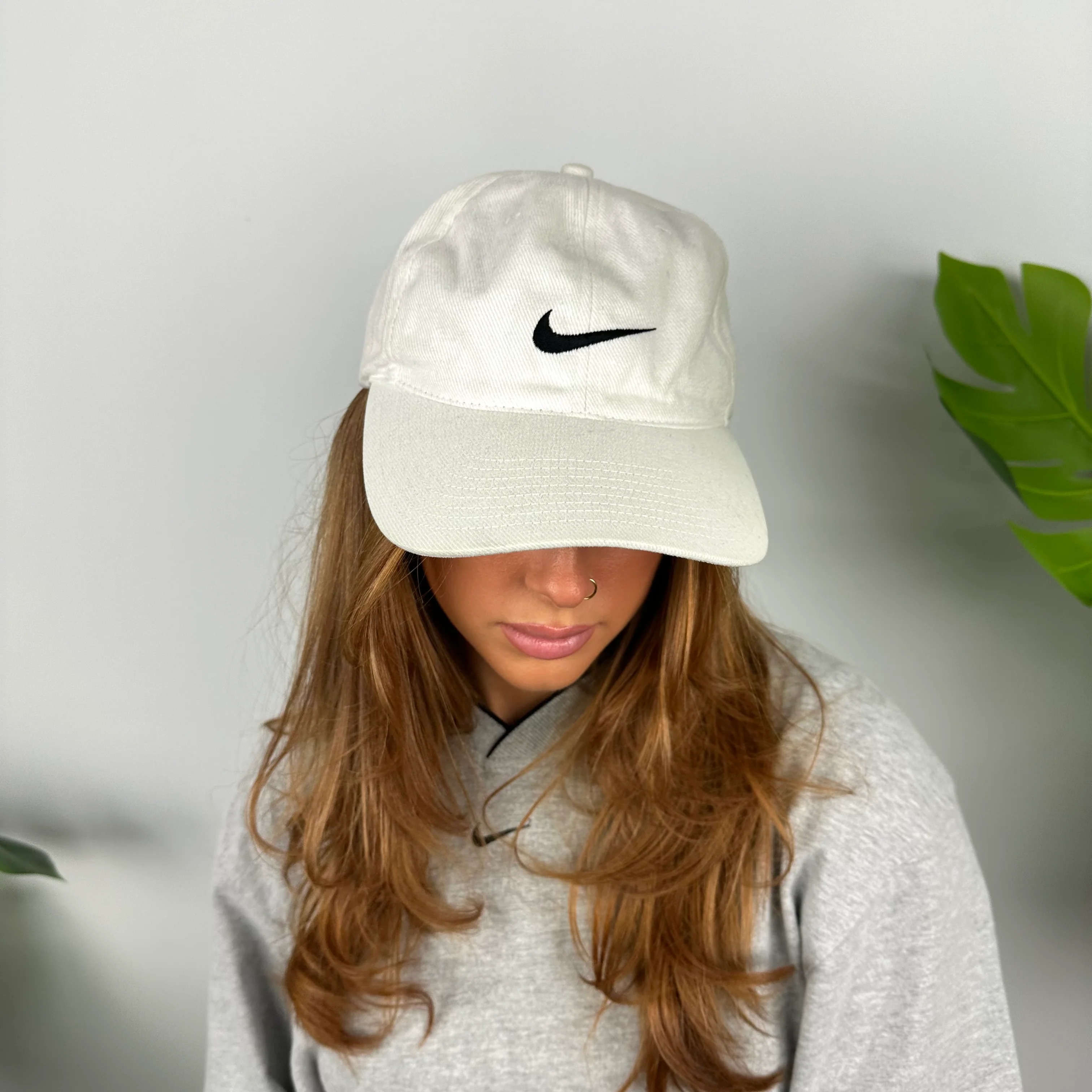 Nike White Embroidered Swoosh Cap - Image 4