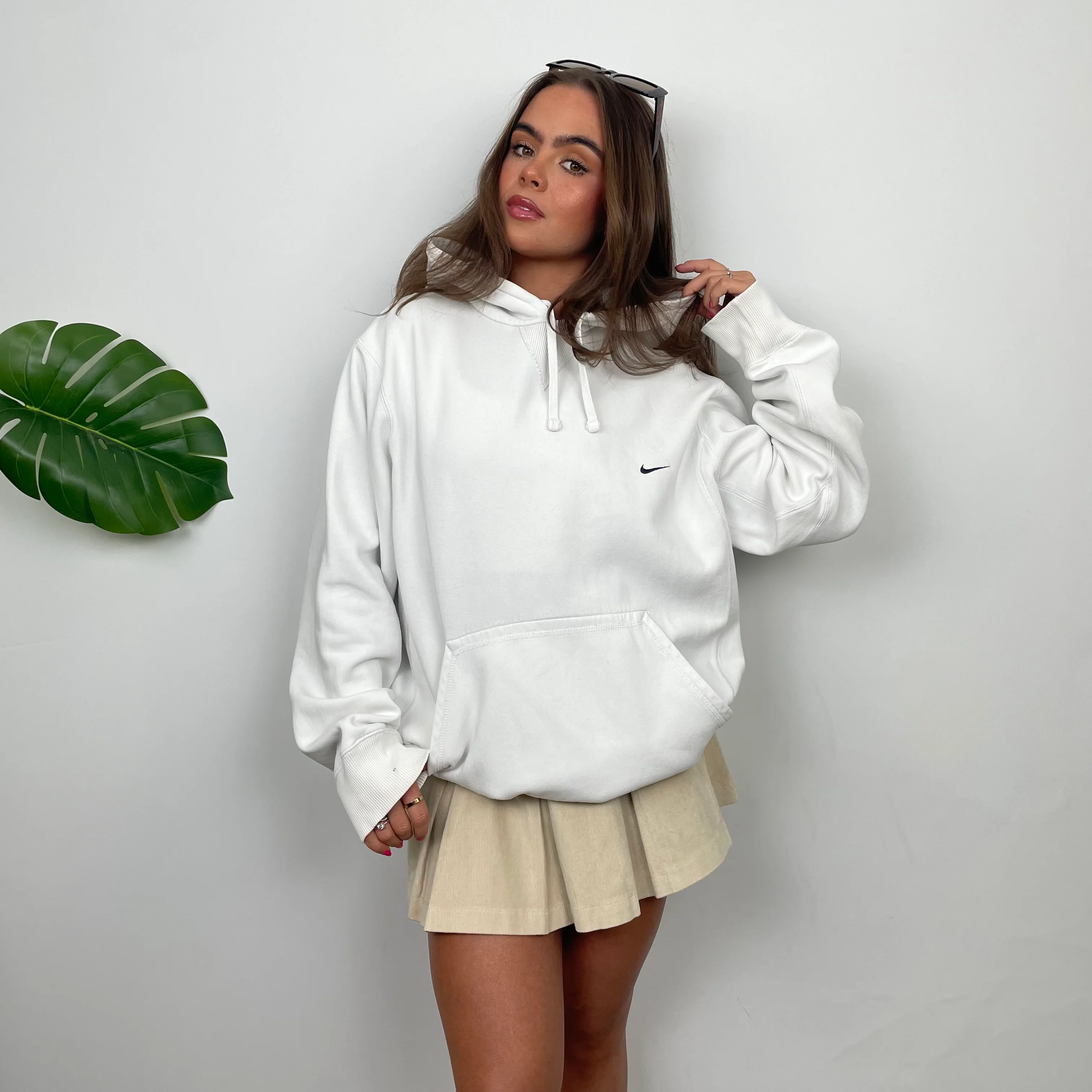 Nike White Embroidered Swoosh Hoodie (L) - Image 6