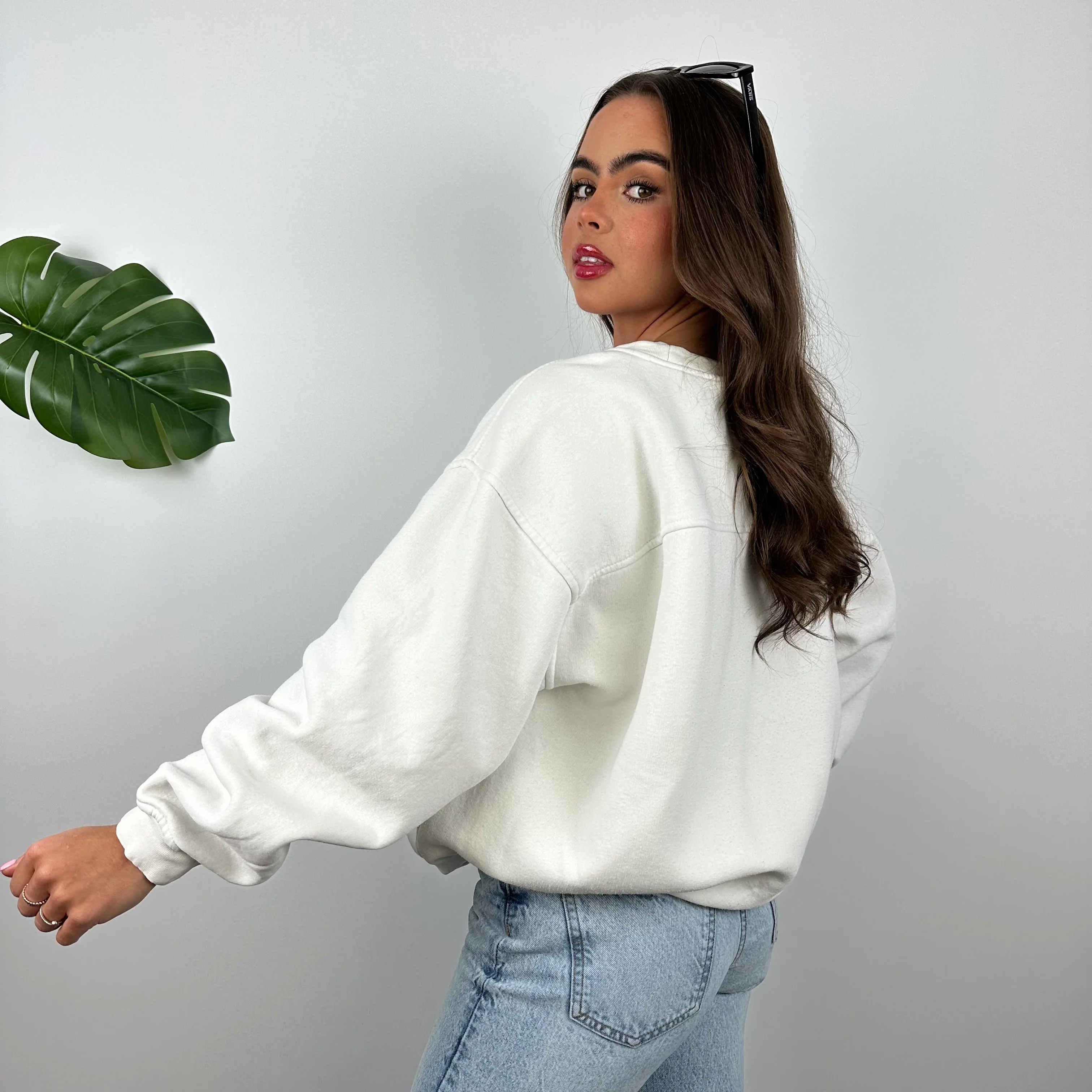 Nike White Embroidered Swoosh Sweatshirt (XL) - Image 5