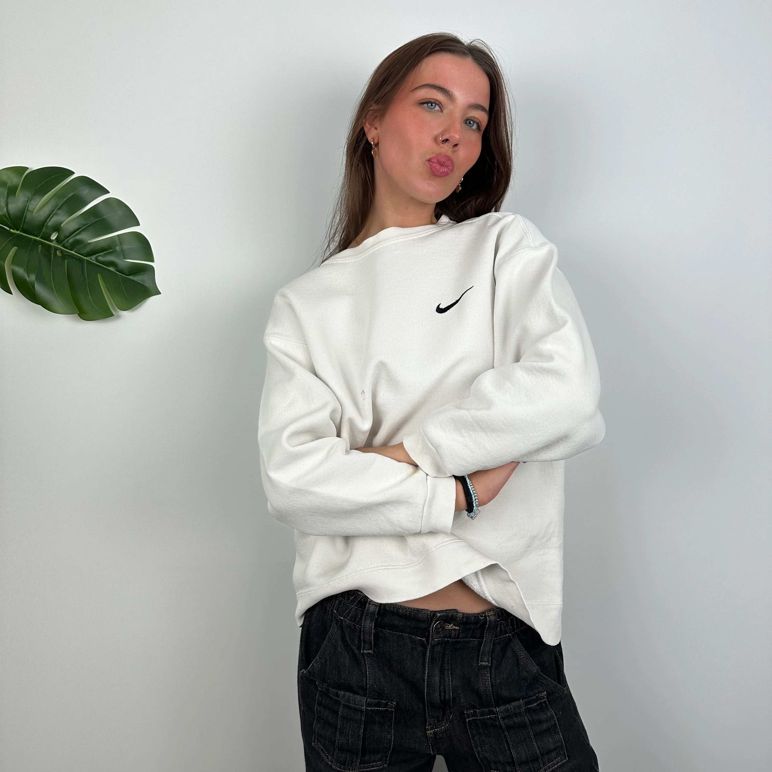 Nike White Embroidered Swoosh Sweatshirt (L) - Image 3