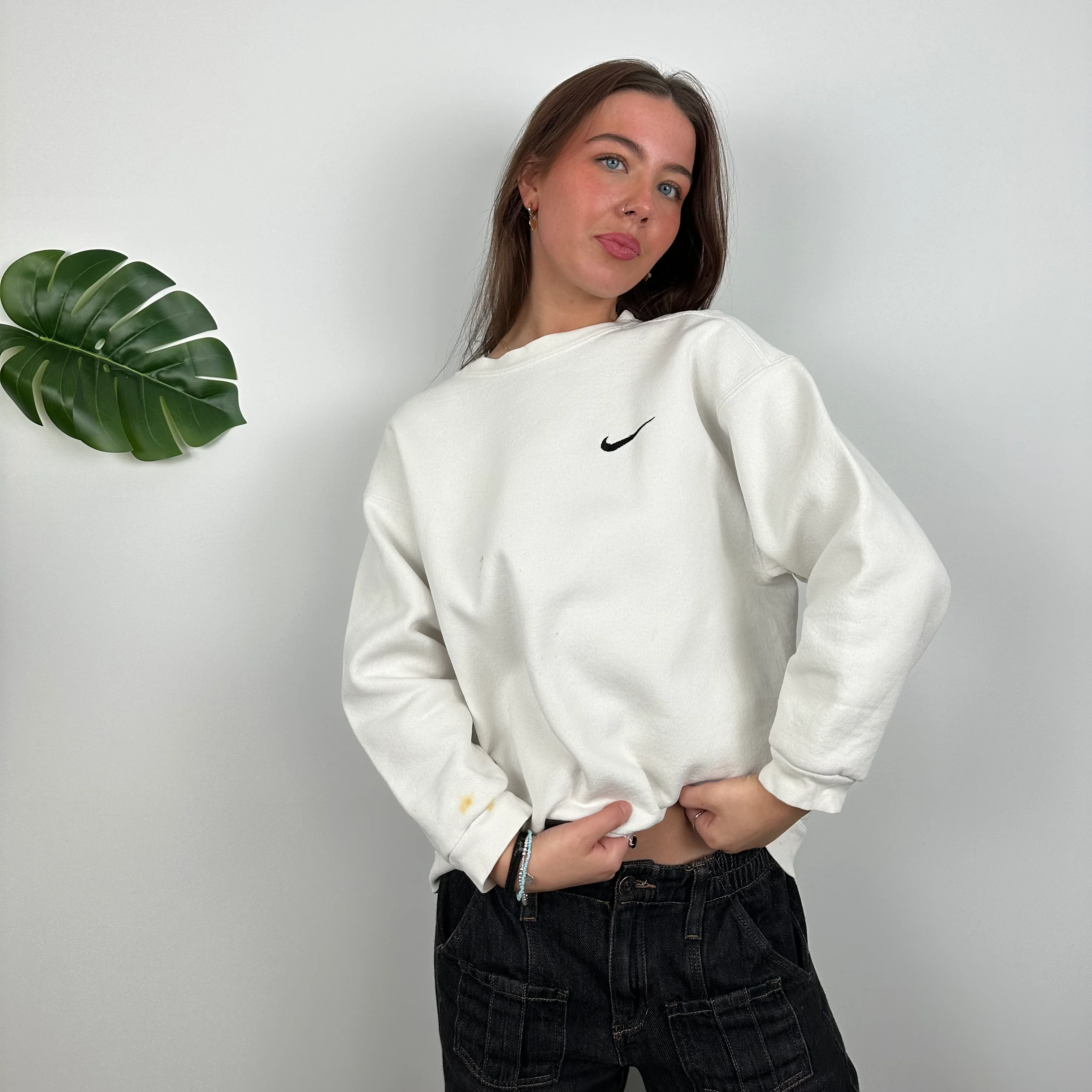 Nike White Embroidered Swoosh Sweatshirt (L) - Image 5