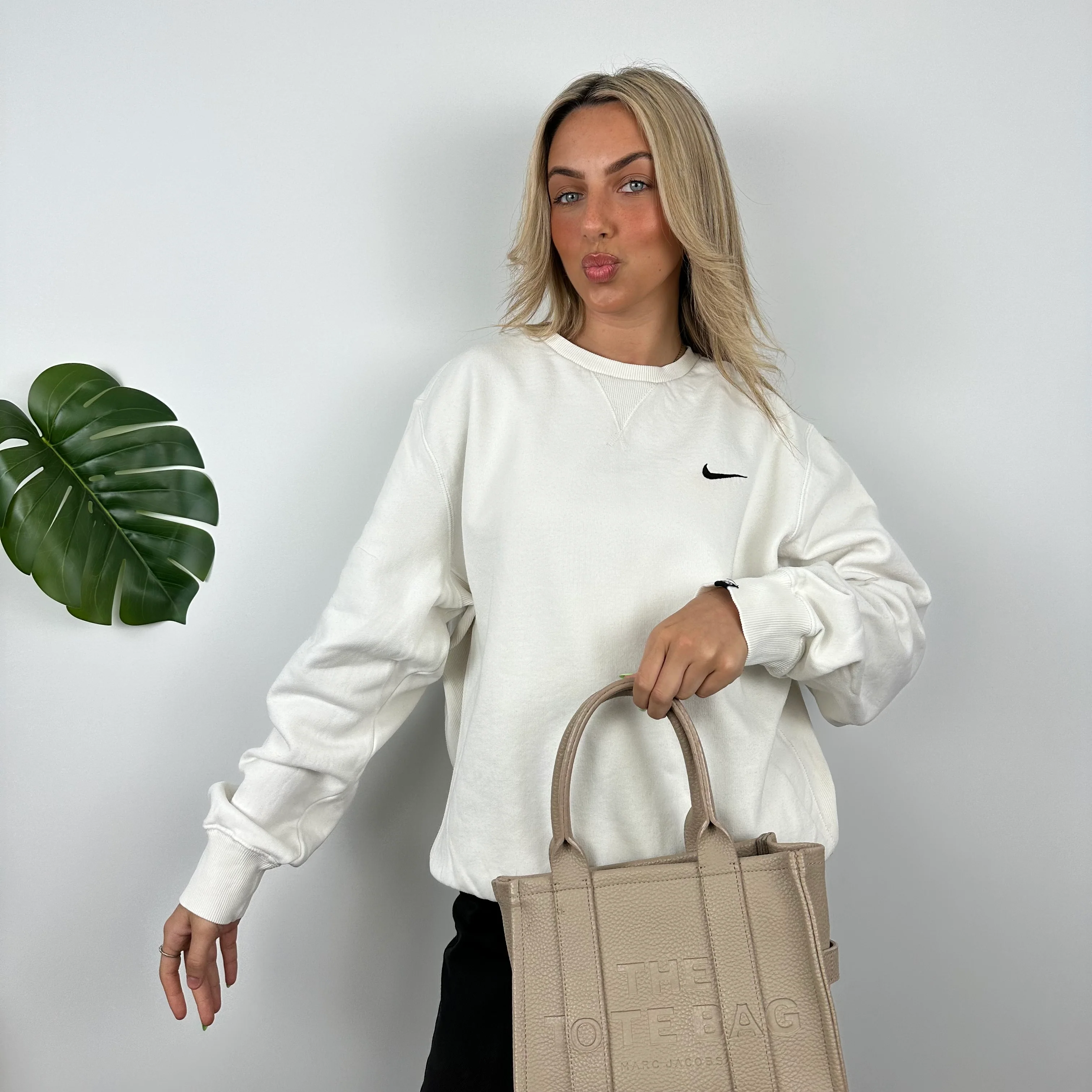 Nike White Embroidered Swoosh Sweatshirt (L) - Image 6
