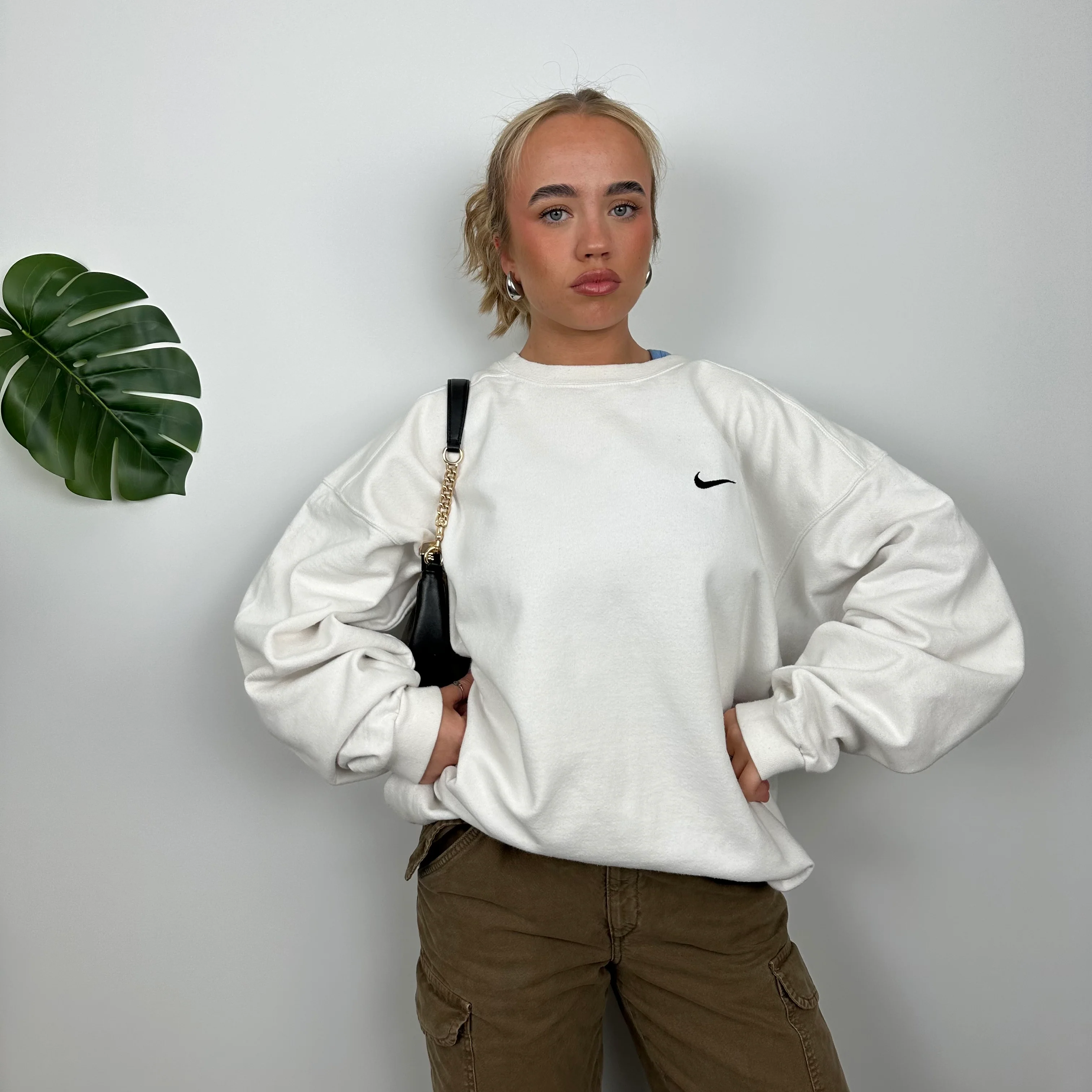 Nike White Embroidered Swoosh Sweatshirt (L) - Image 6
