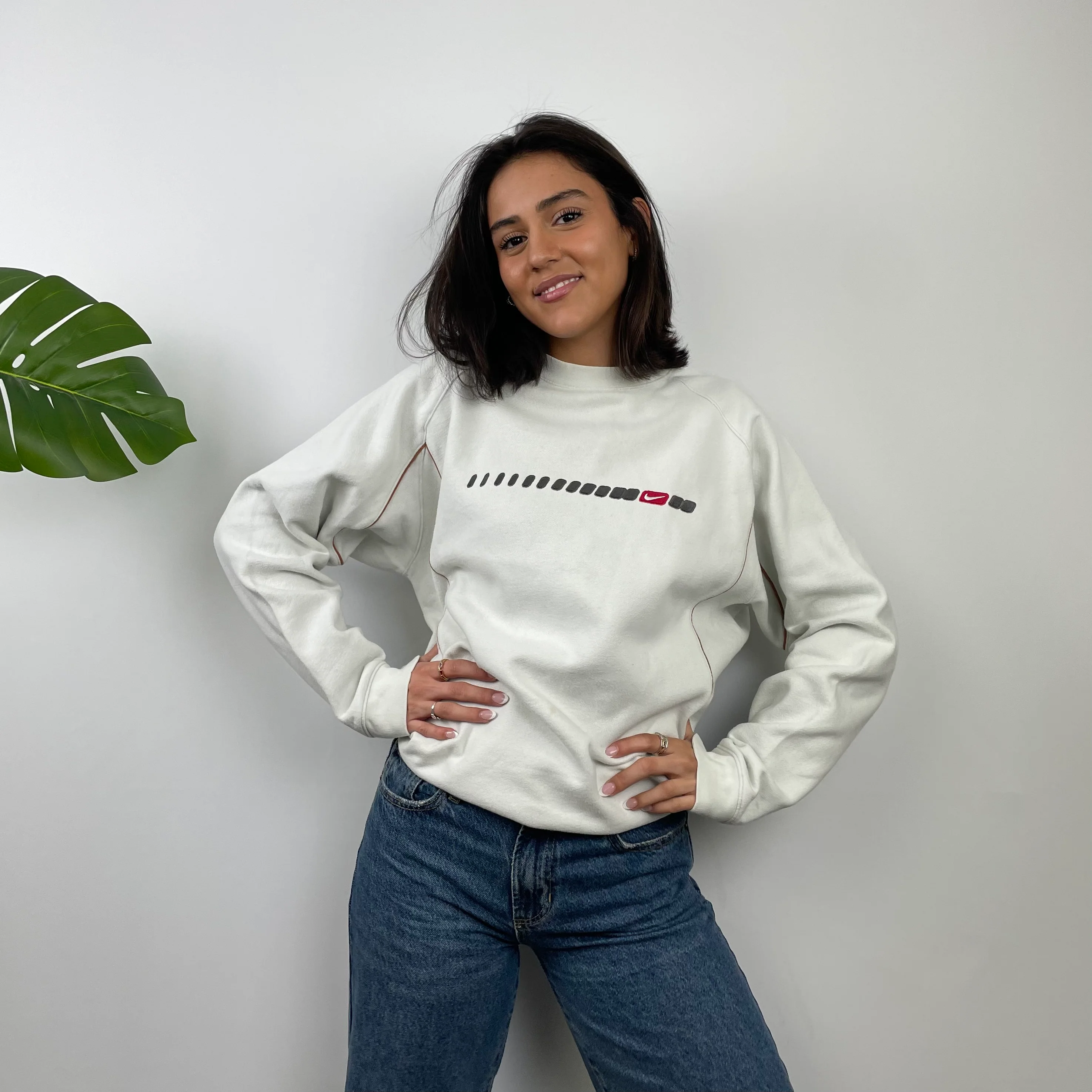 Nike White Embroidered Swoosh Sweatshirt (M) - Image 3