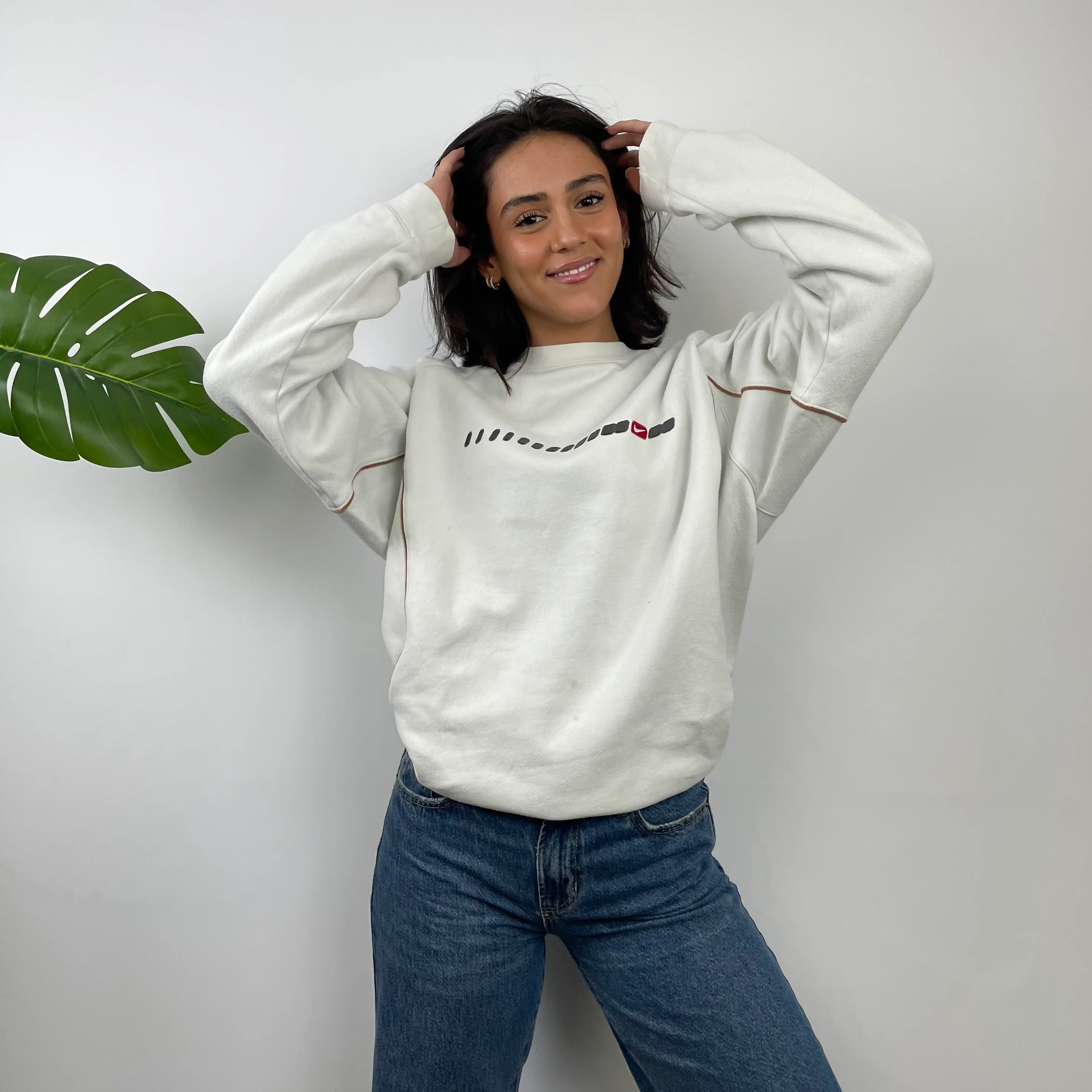 Nike White Embroidered Swoosh Sweatshirt (M) - Image 7