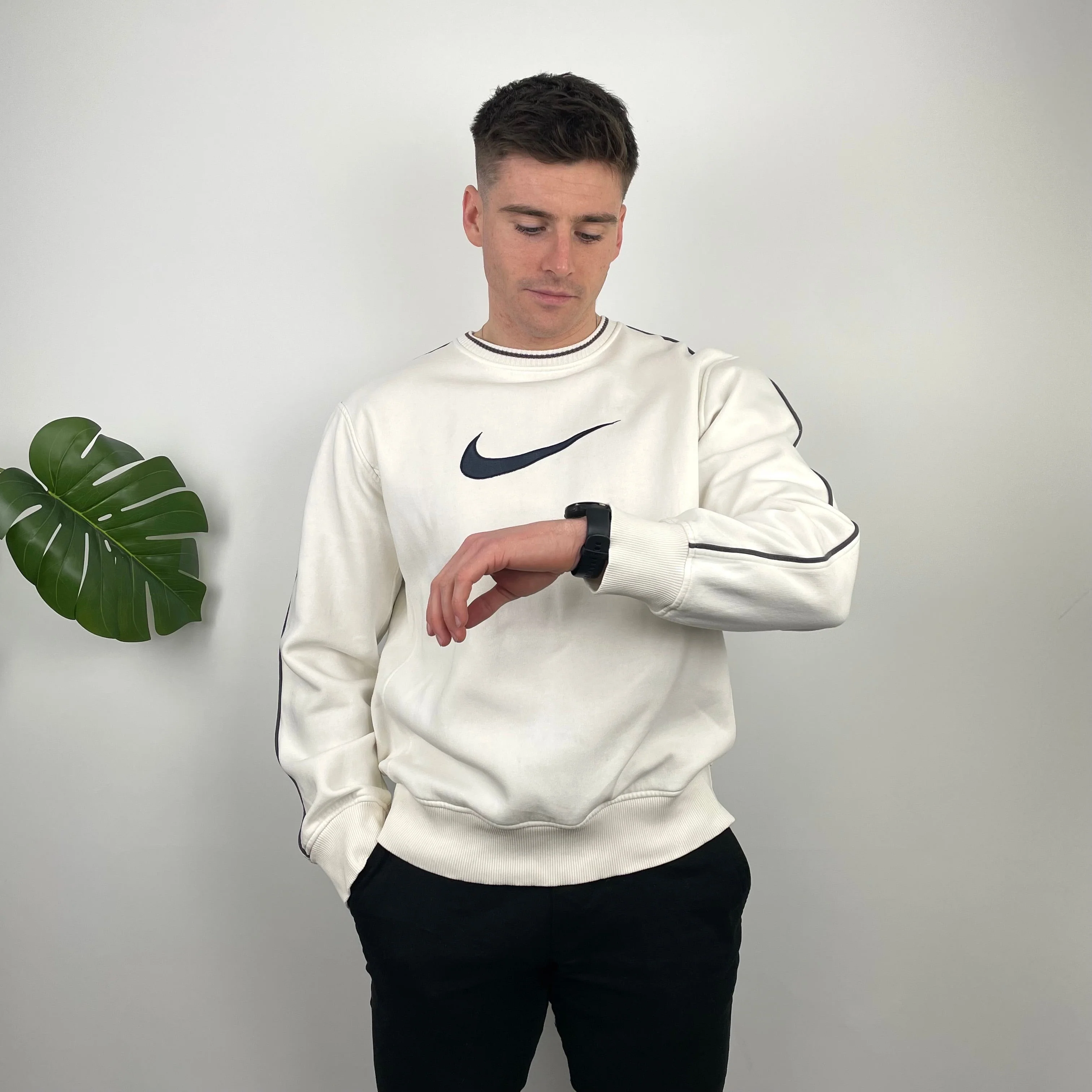 Nike White Embroidered Swoosh Sweatshirt (L) - Image 3