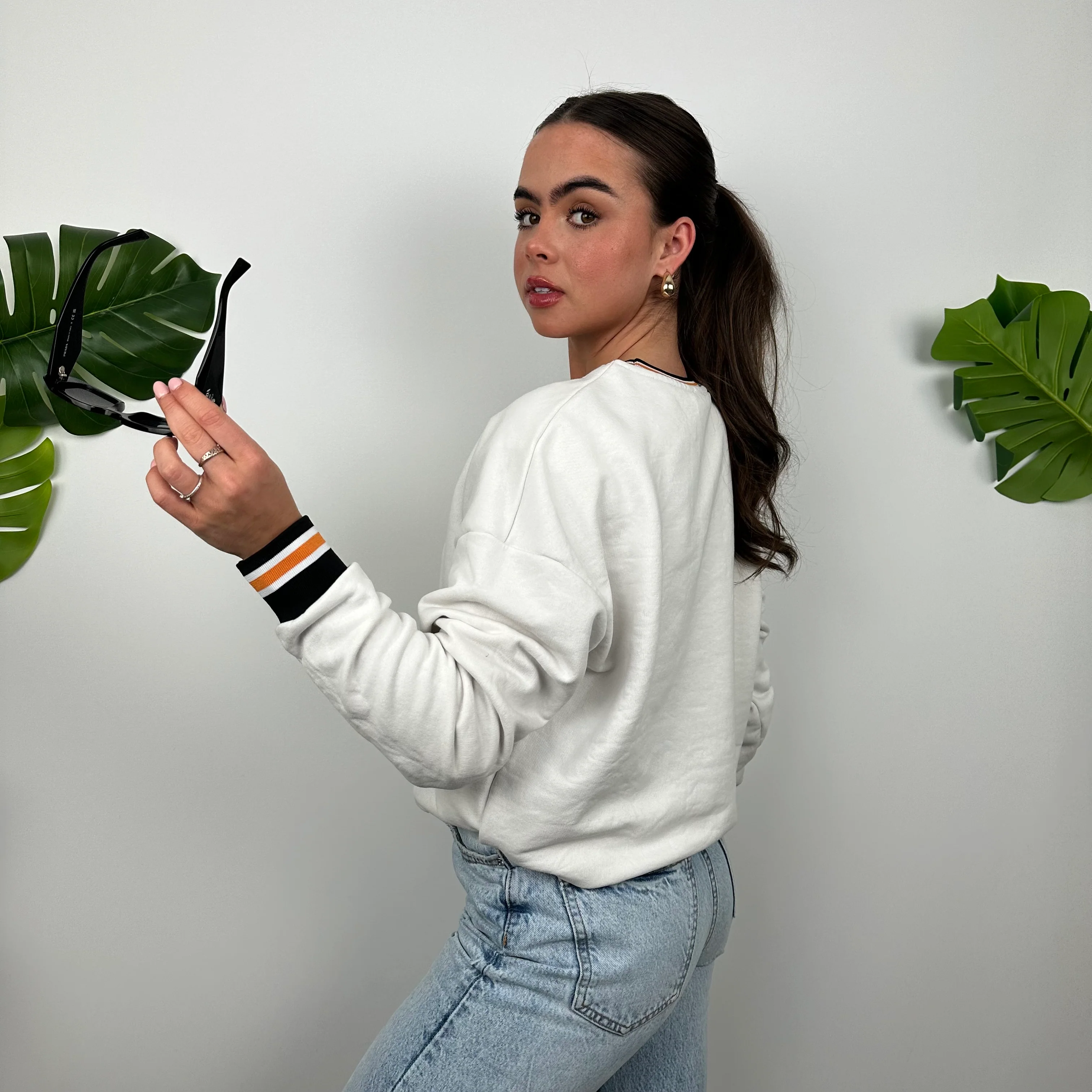 Nike White Embroidered Swoosh Sweatshirt (M) - Image 6