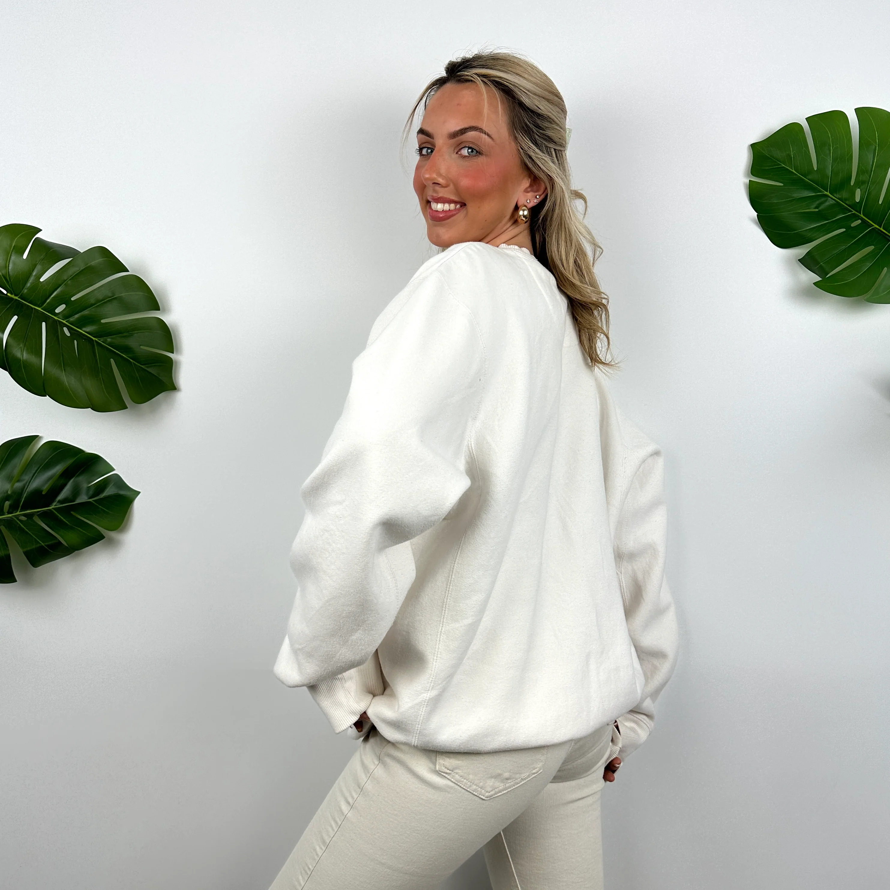 Nike White Embroidered Swoosh Sweatshirt (L) - Image 5