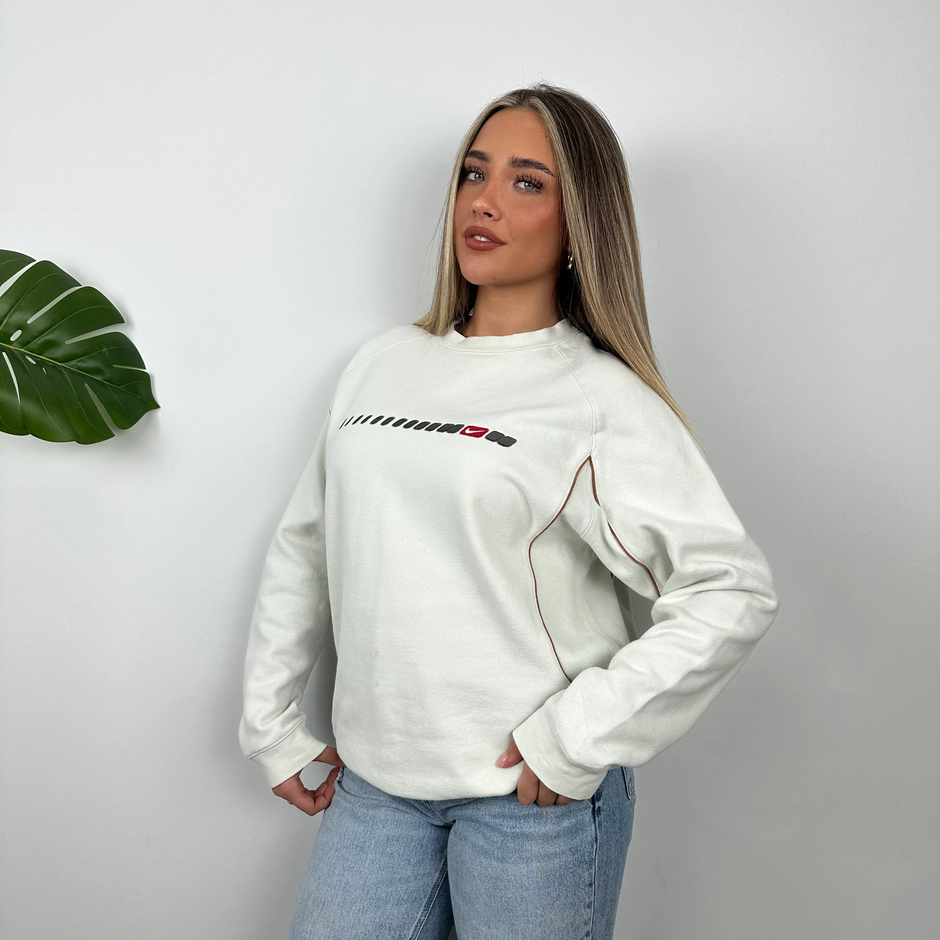 Nike White Embroidered Swoosh Sweatshirt (M) - Image 5