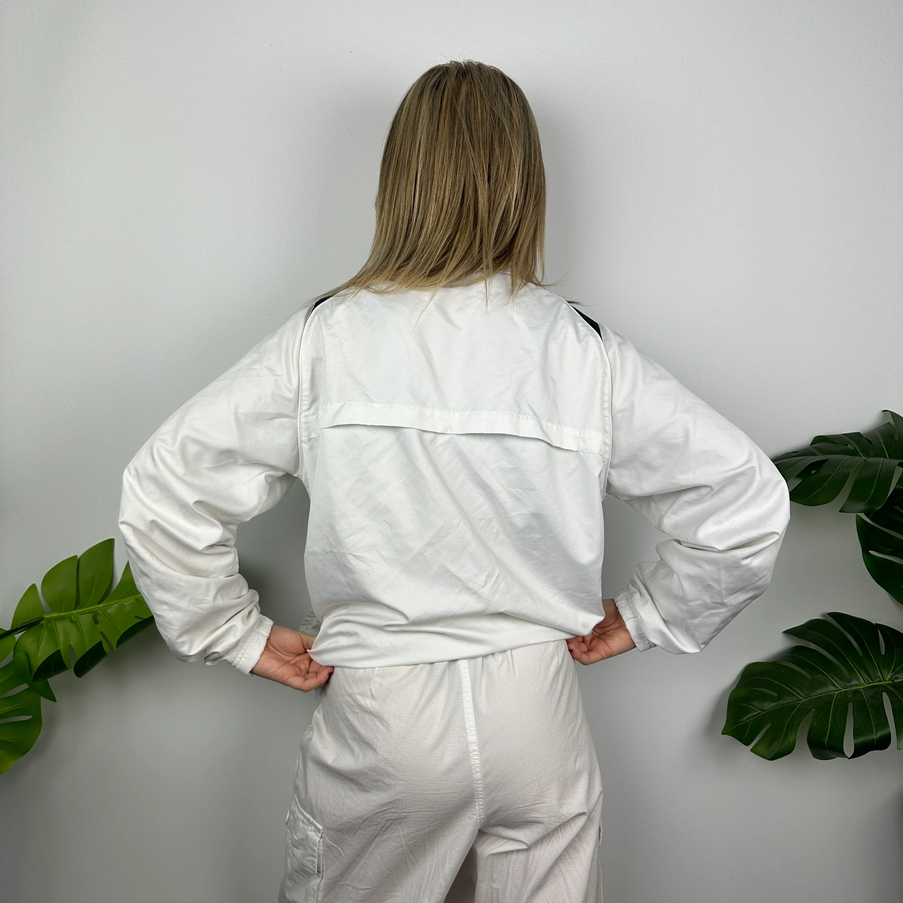 Nike White Embroidered Swoosh Windbreaker Jacket (M) - Image 4