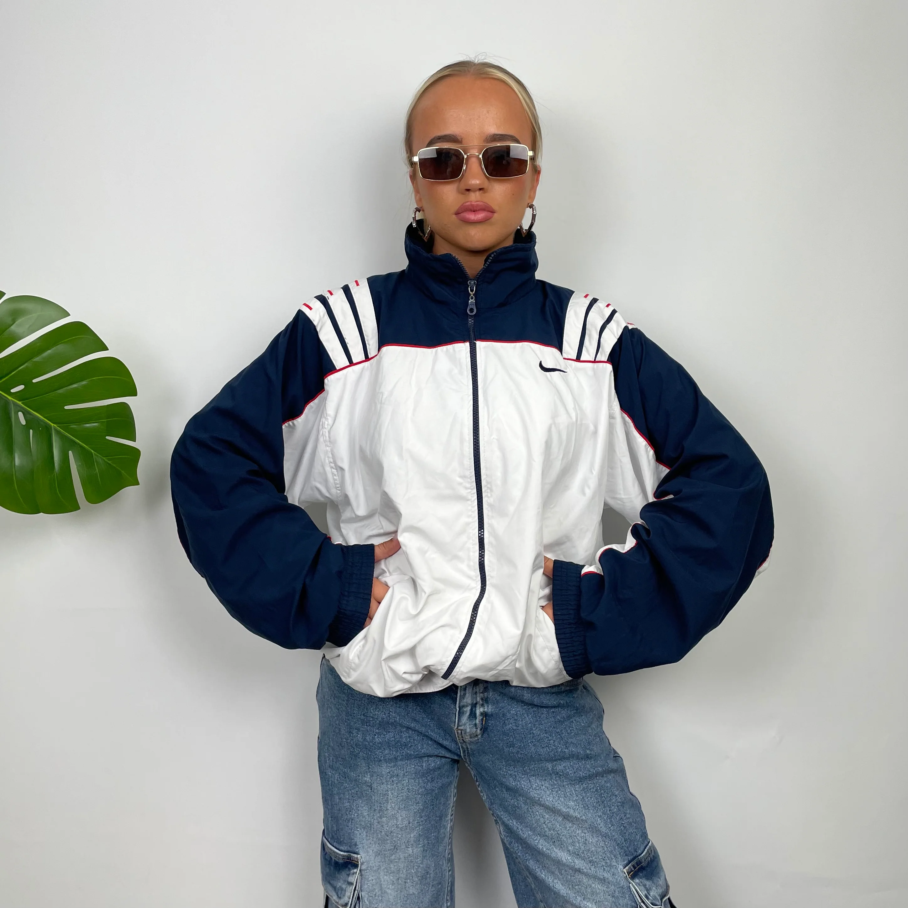 Nike White Embroidered Swoosh Windbreaker Jacket (L) - Image 2