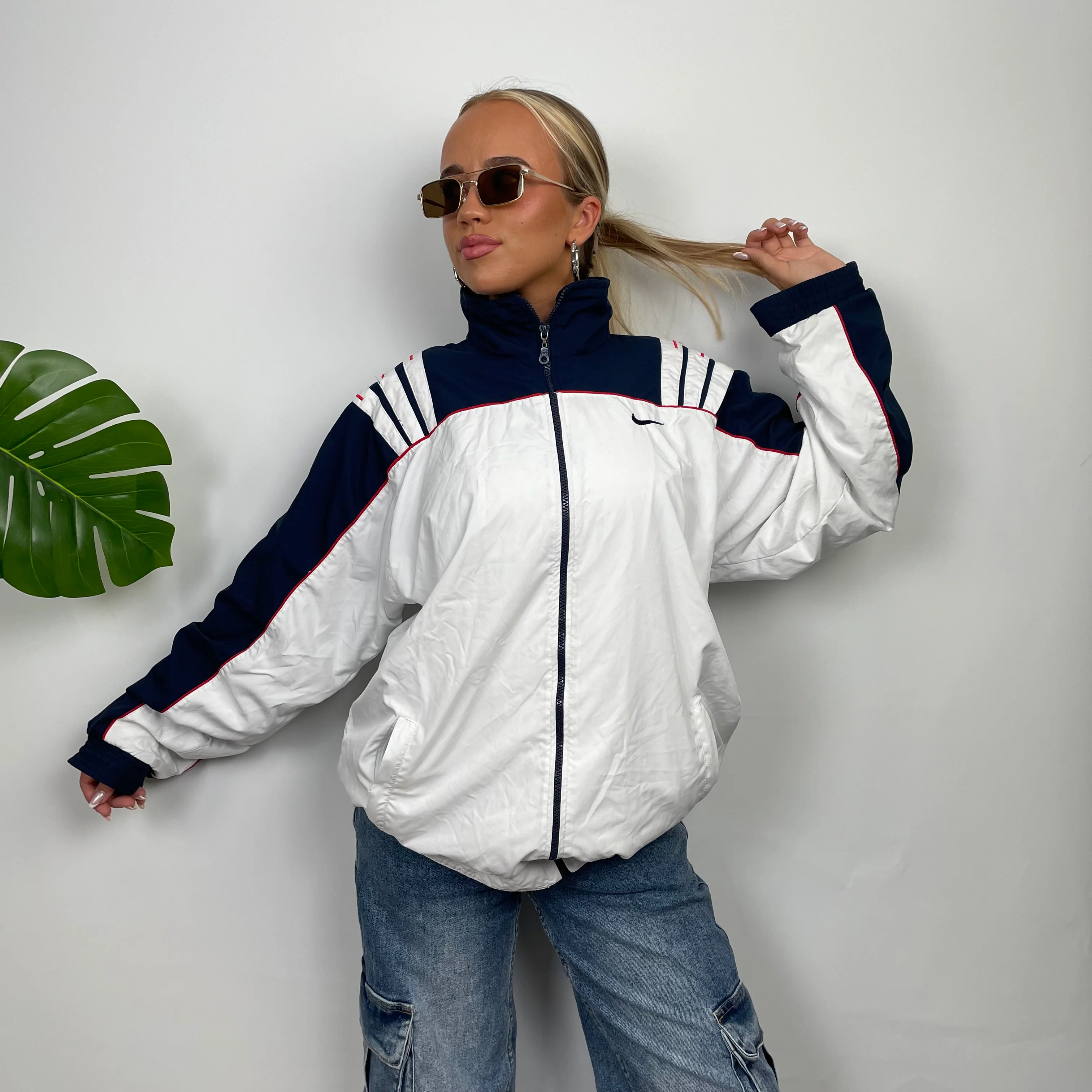 Nike White Embroidered Swoosh Windbreaker Jacket (L) - Image 3