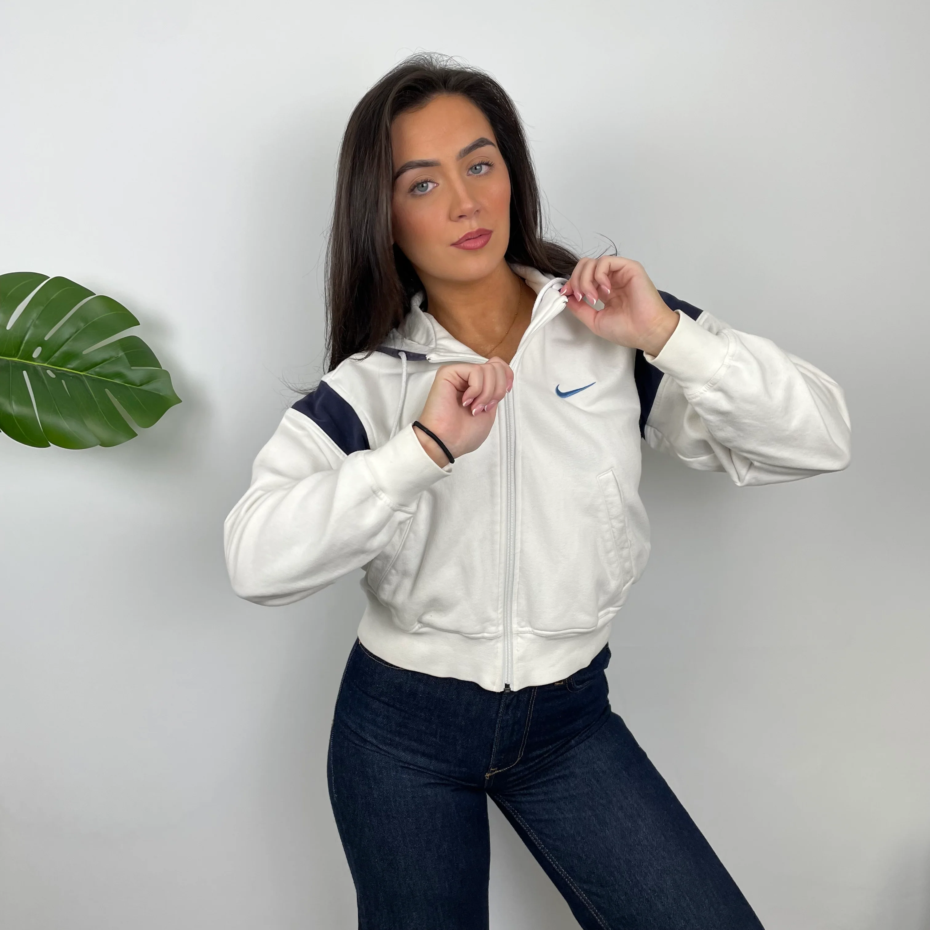 Nike White Embroidered Swoosh Zip Up Hoodie (S) - Image 4