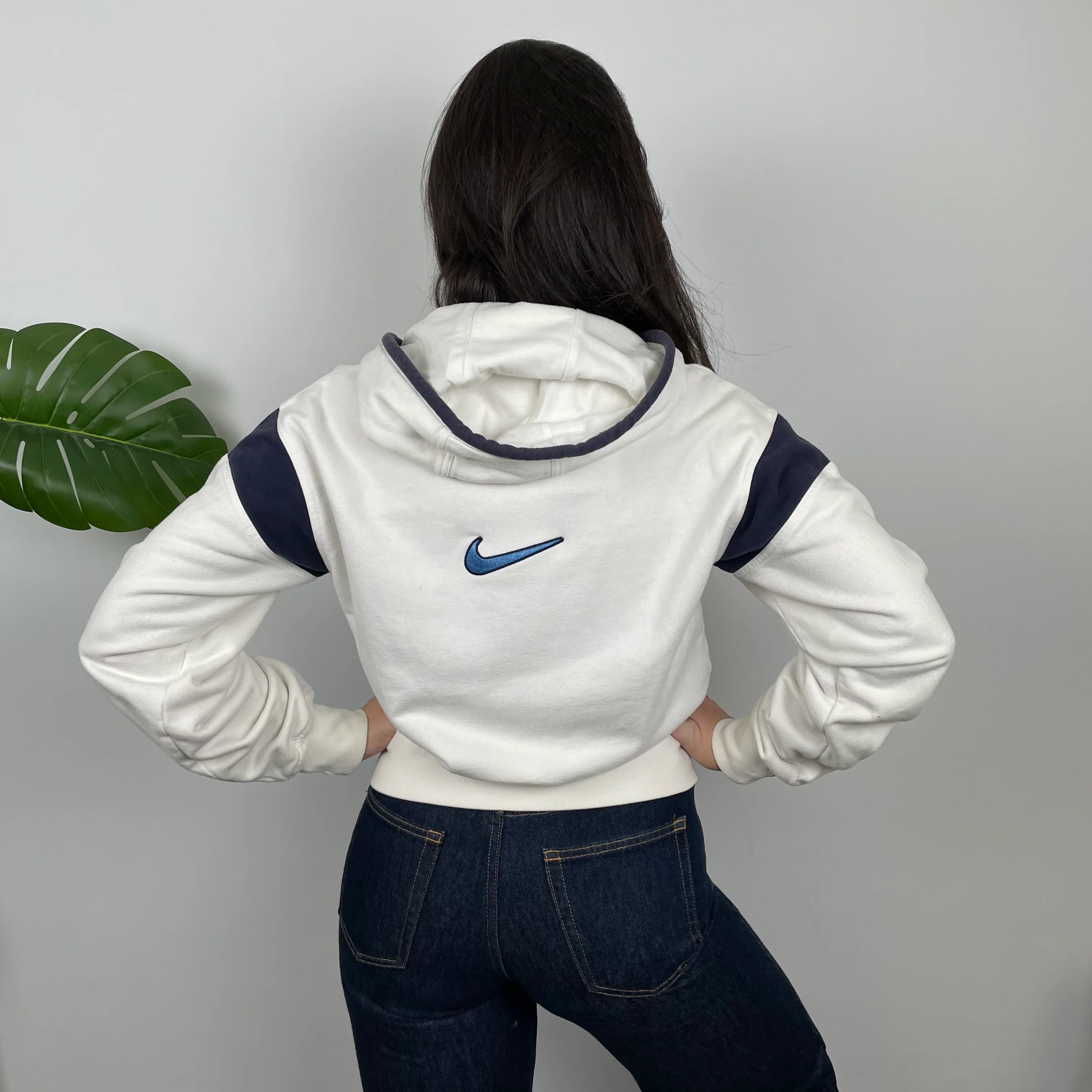 Nike White Embroidered Swoosh Zip Up Hoodie (S) - Image 7