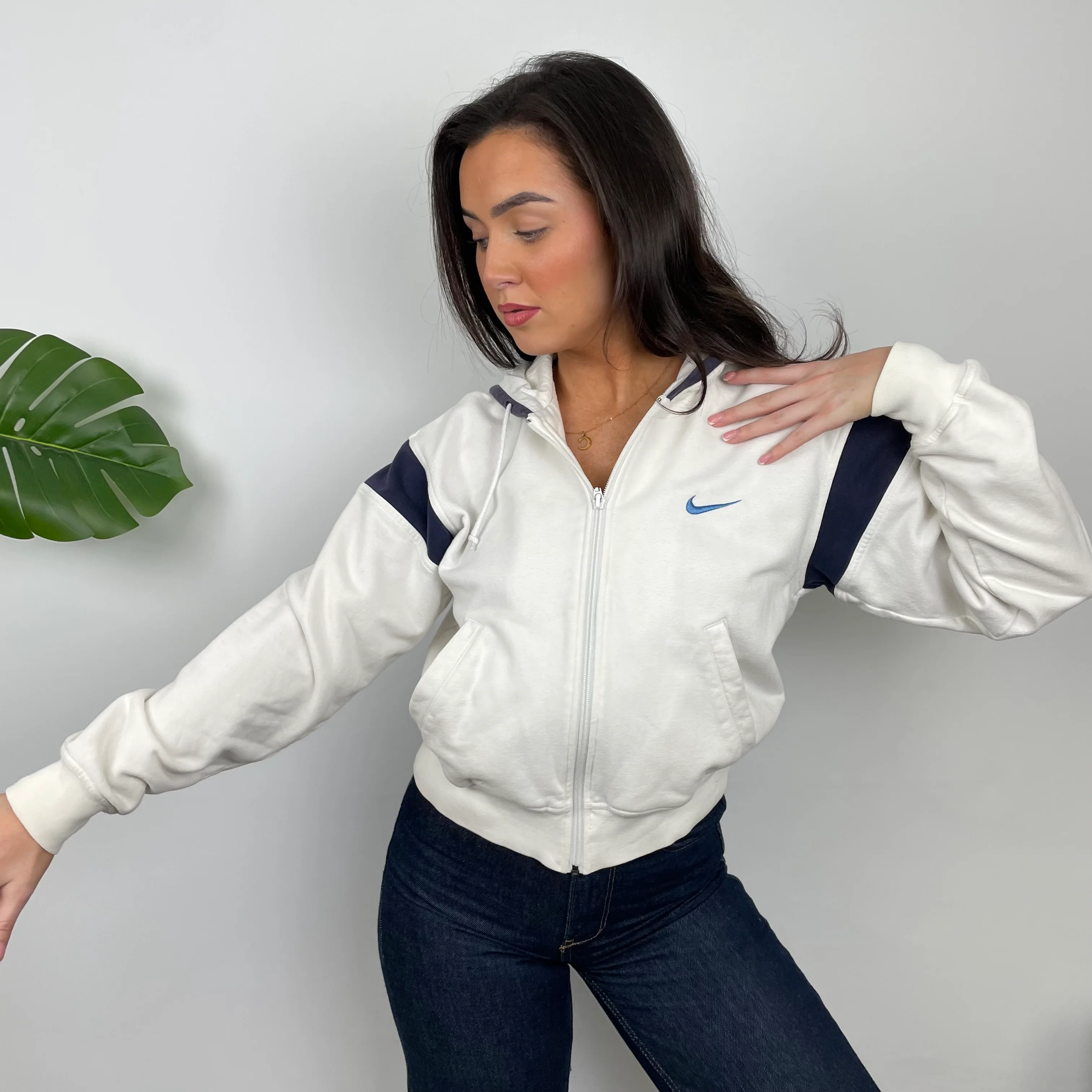 Nike White Embroidered Swoosh Zip Up Hoodie (S) - Image 9