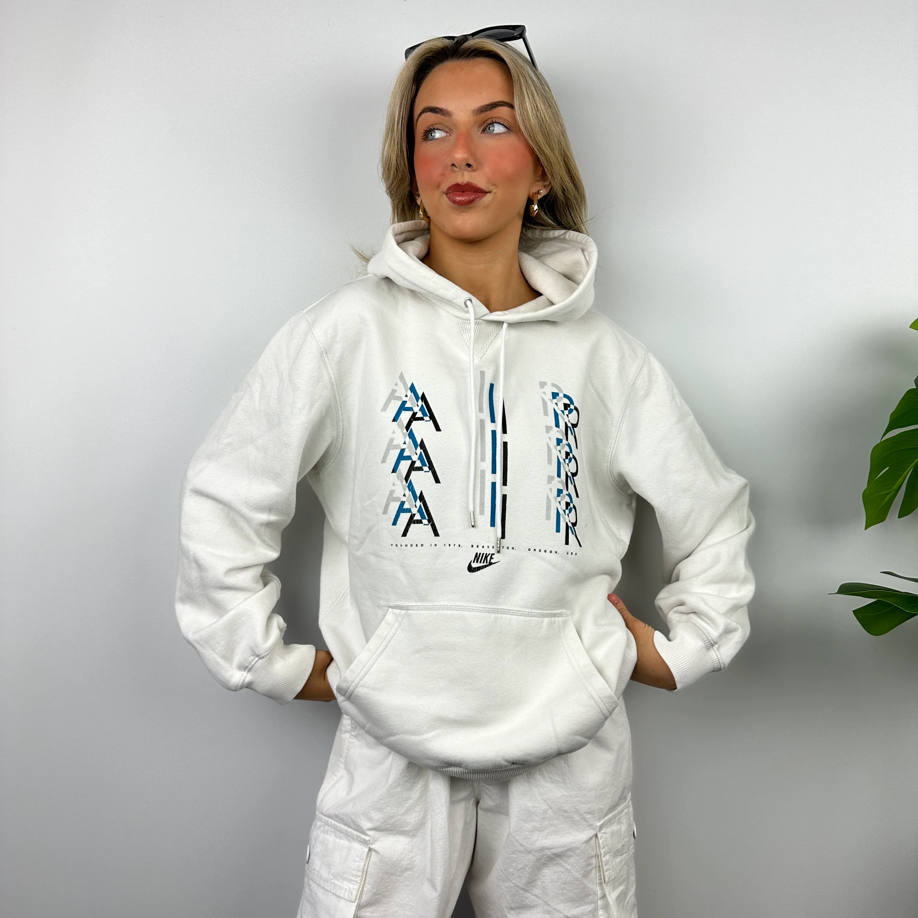 Nike White Spell Out Hoodie (M) - Image 2