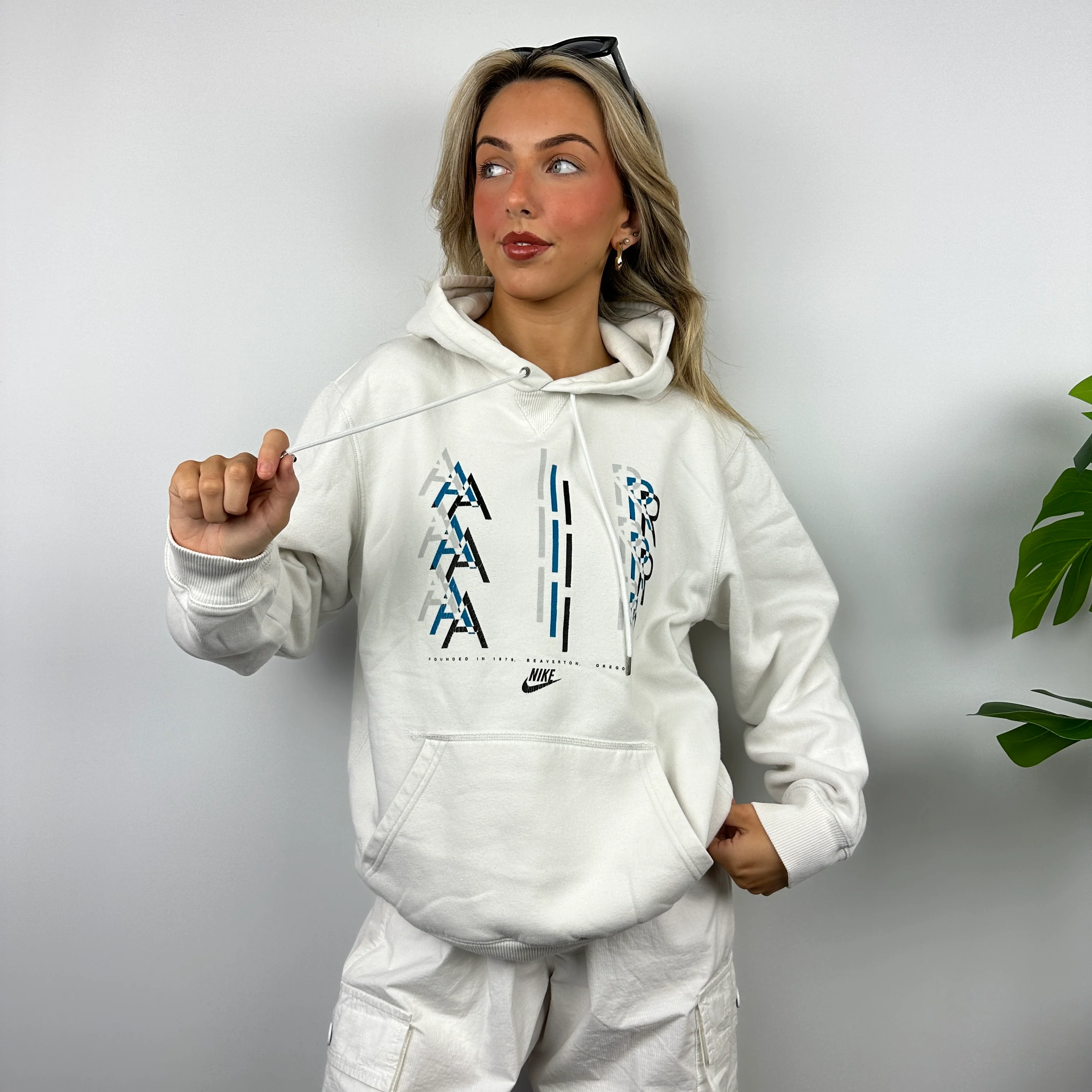 Nike White Spell Out Hoodie (M) - Image 6