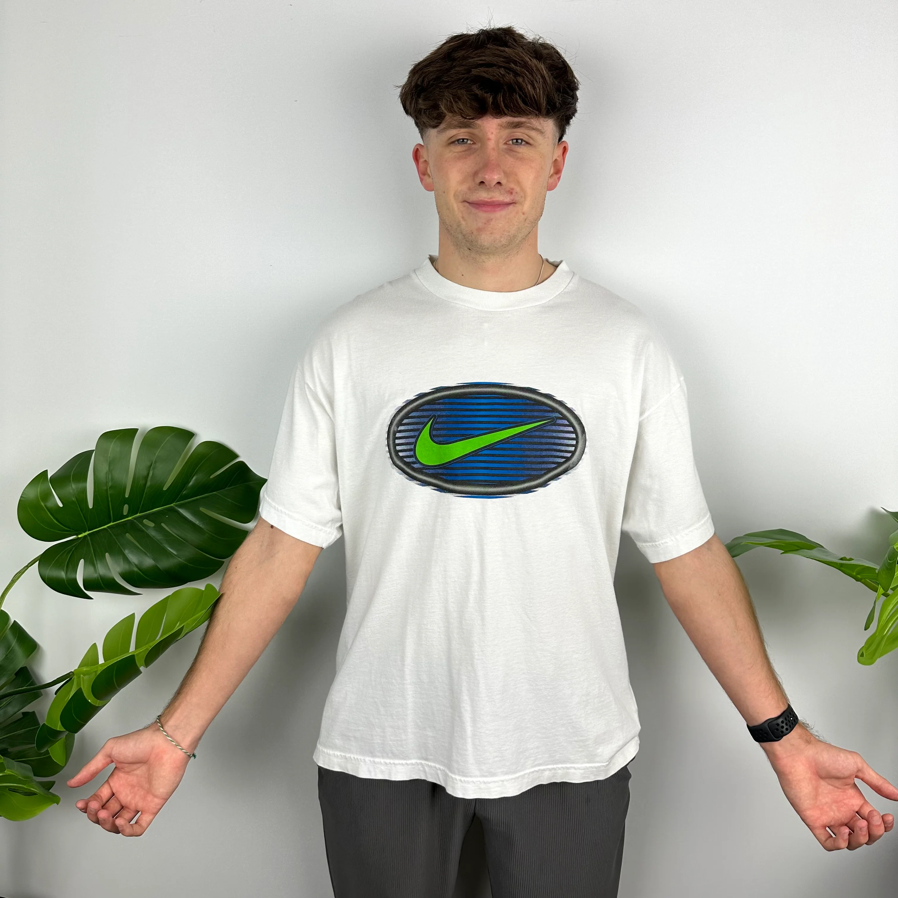 Nike White Swoosh T Shirt (L) - Image 2