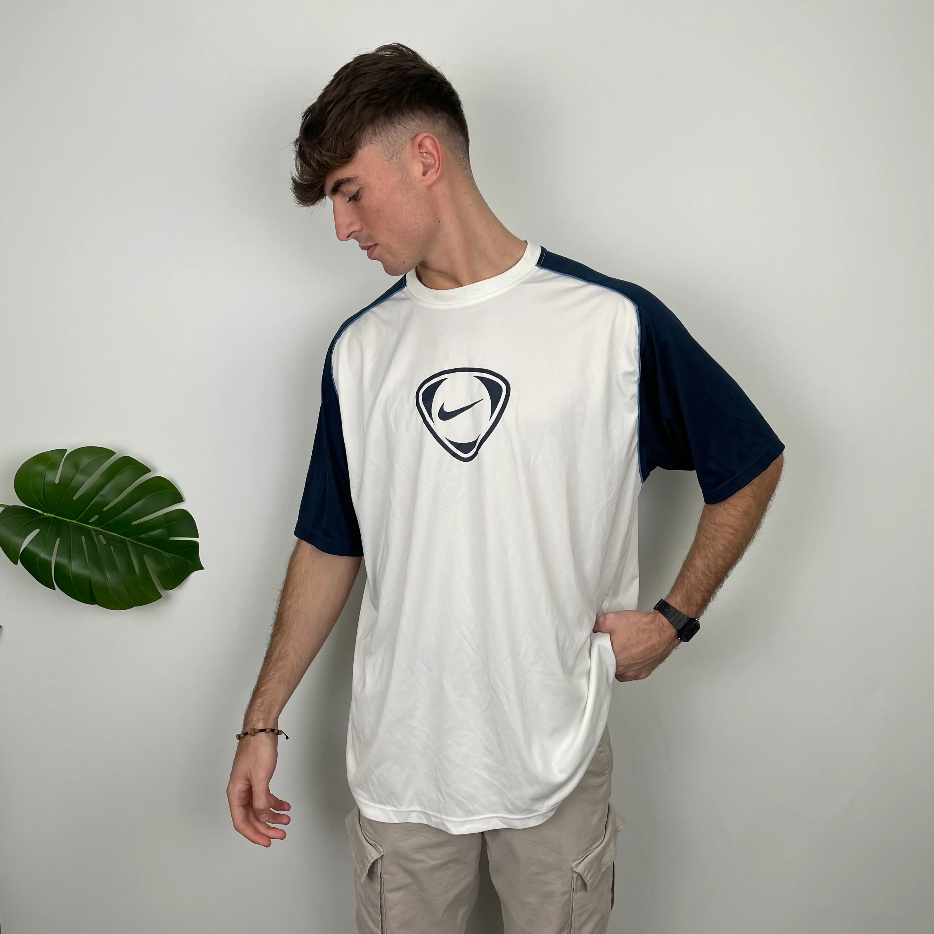 Nike White Swoosh T Shirt (XL) - Image 2