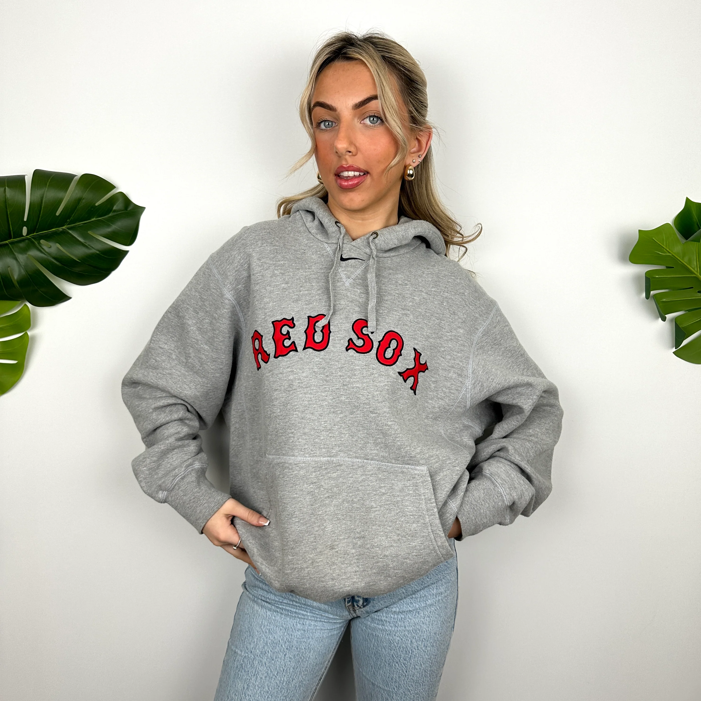 Nike X Boston Red Sox Grey Embroidered Spell Out Hoodie (M) - Image 2
