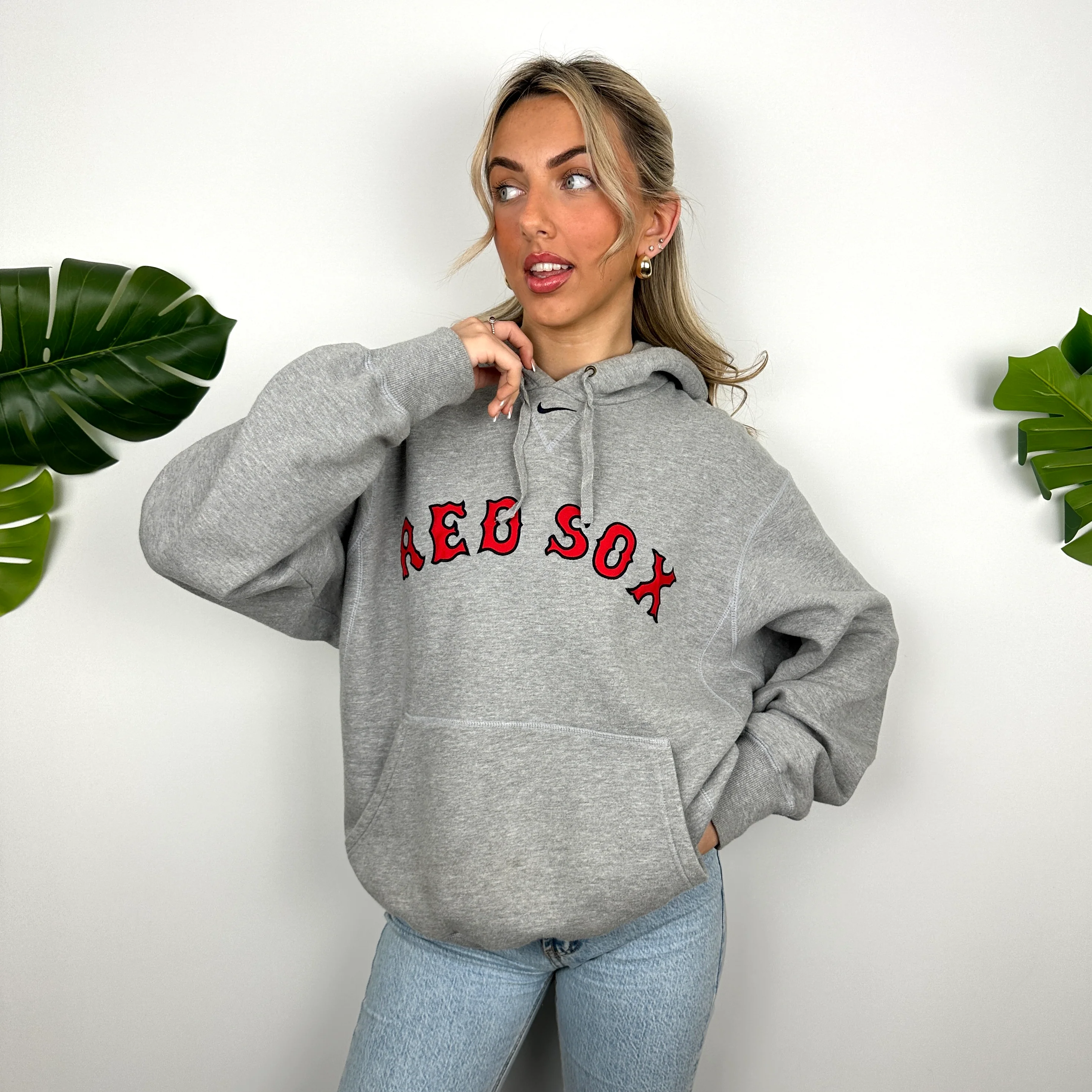 Nike X Boston Red Sox Grey Embroidered Spell Out Hoodie (M) - Image 3